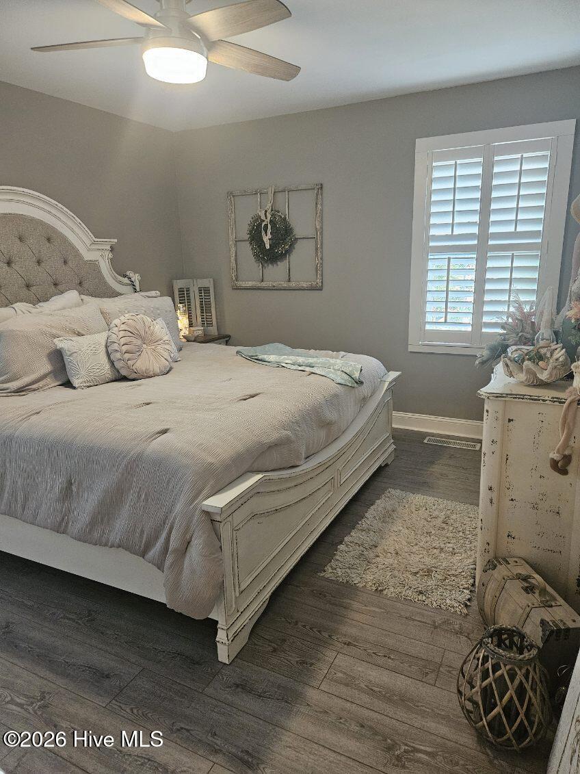 100559366 | Photo 25