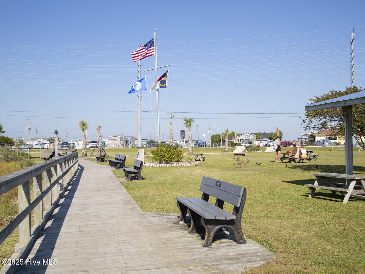 100531110 | Photo 32