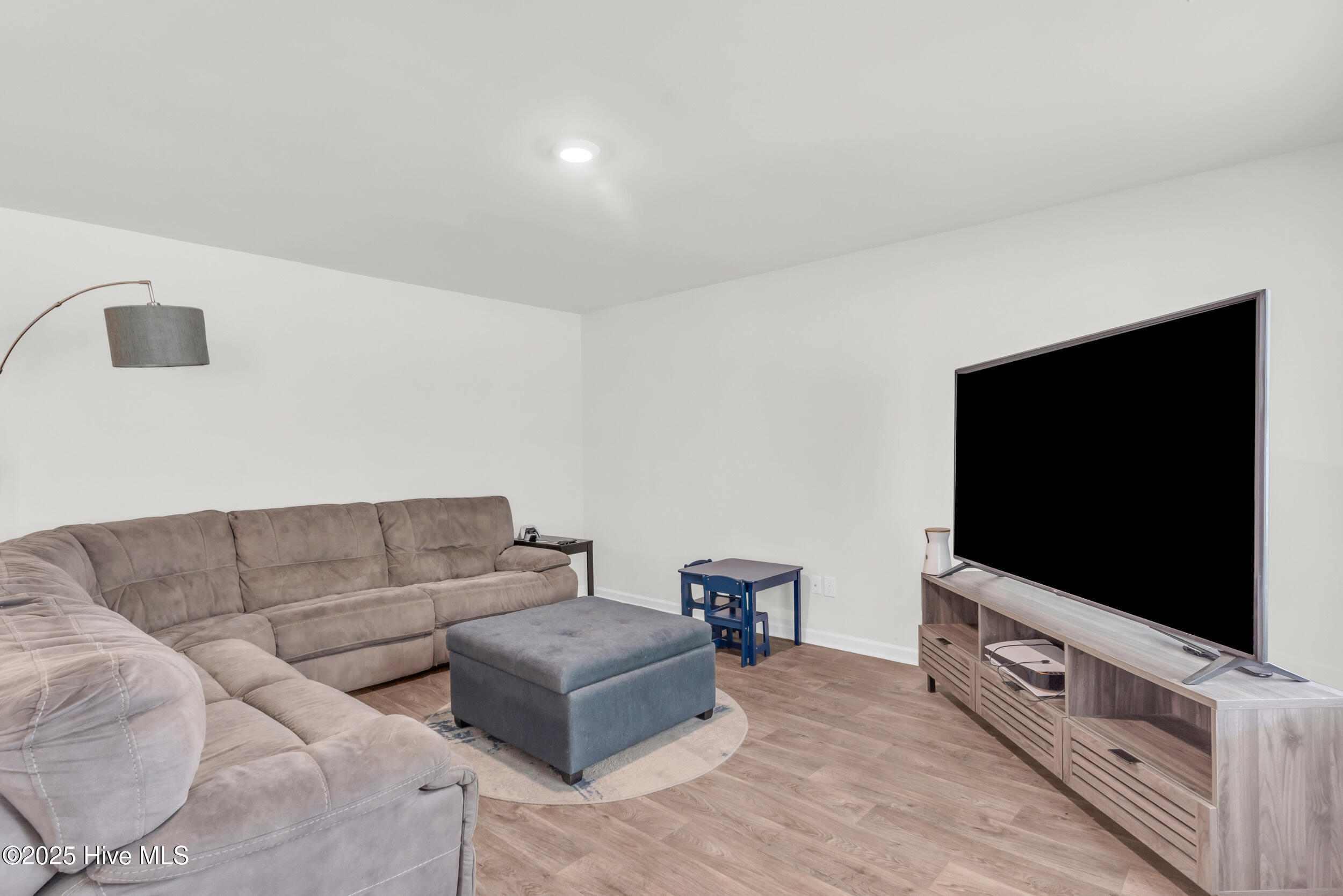 100518260 | Photo 12