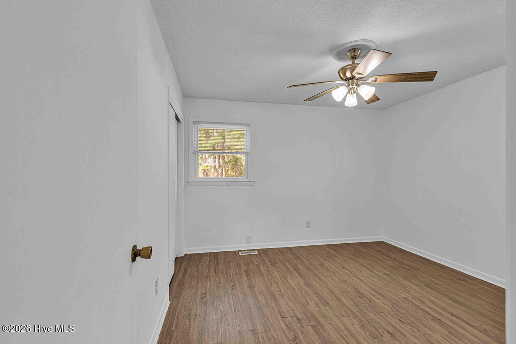 1380 Lake Cole Road,Midway Park