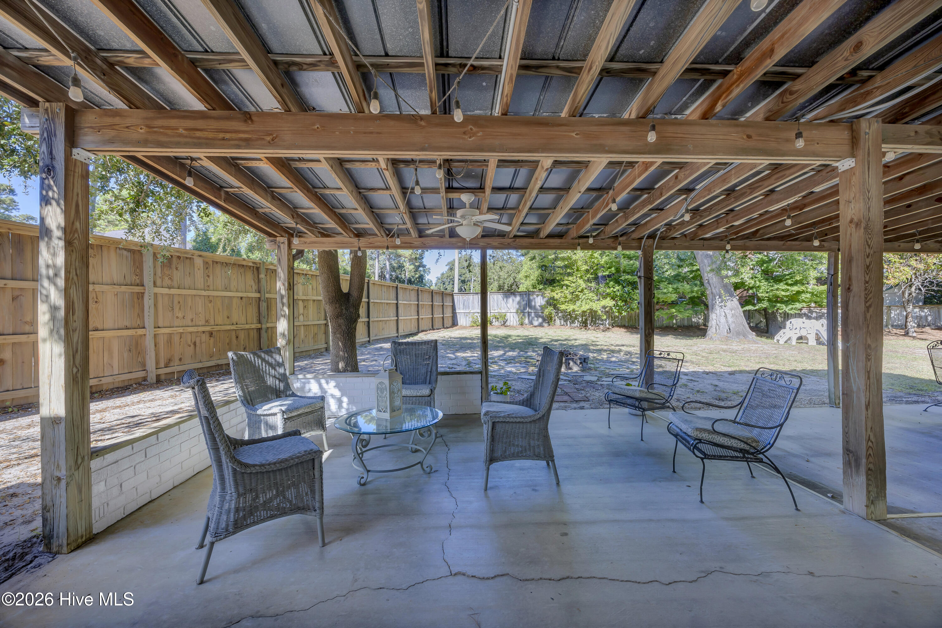 100547947 | Photo 36