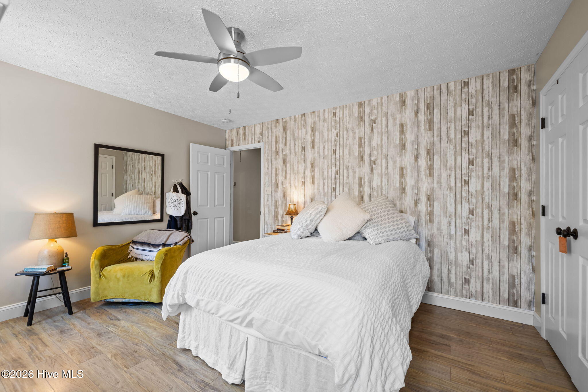 100558206 | Photo 18