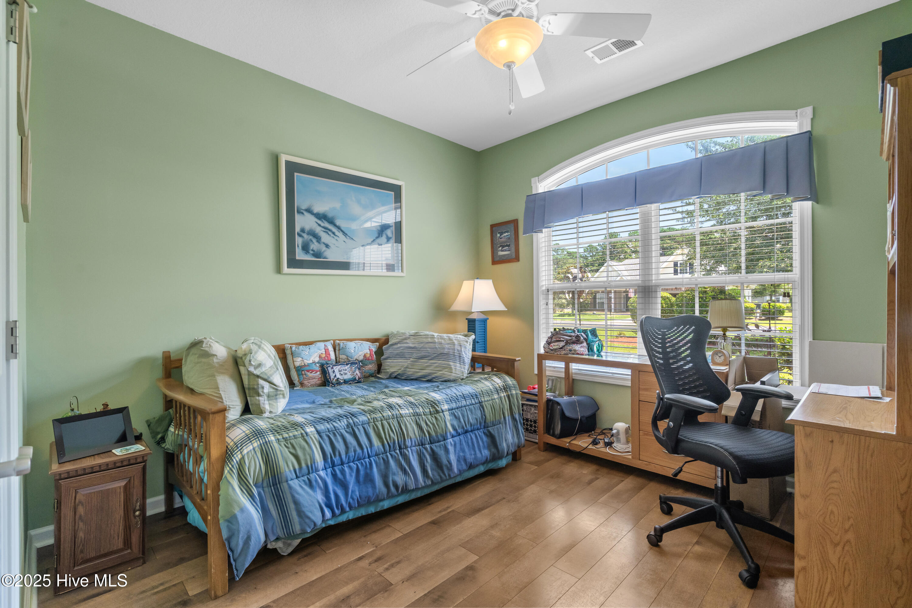 100517494 | Photo 22