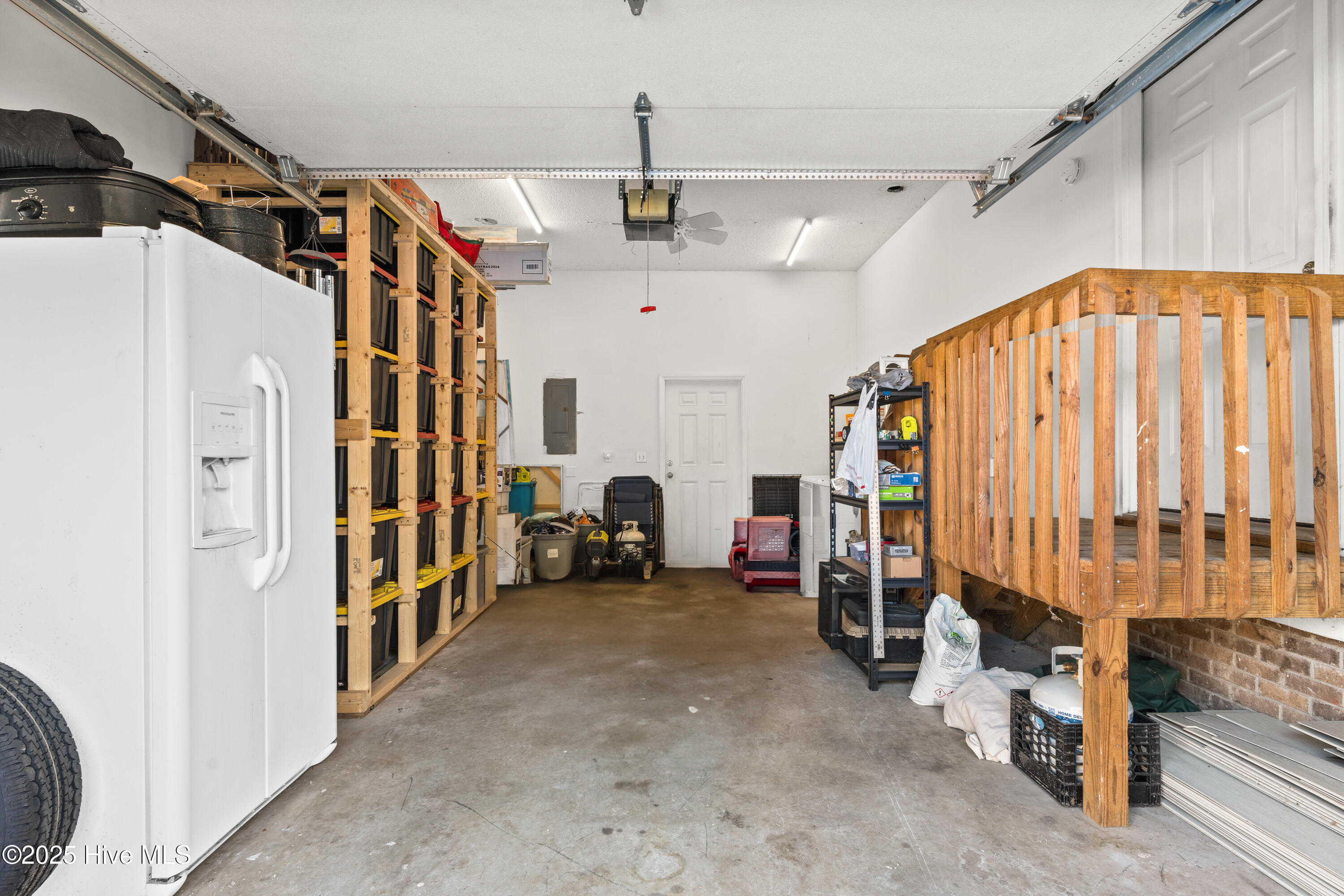 100545558 | Photo 28