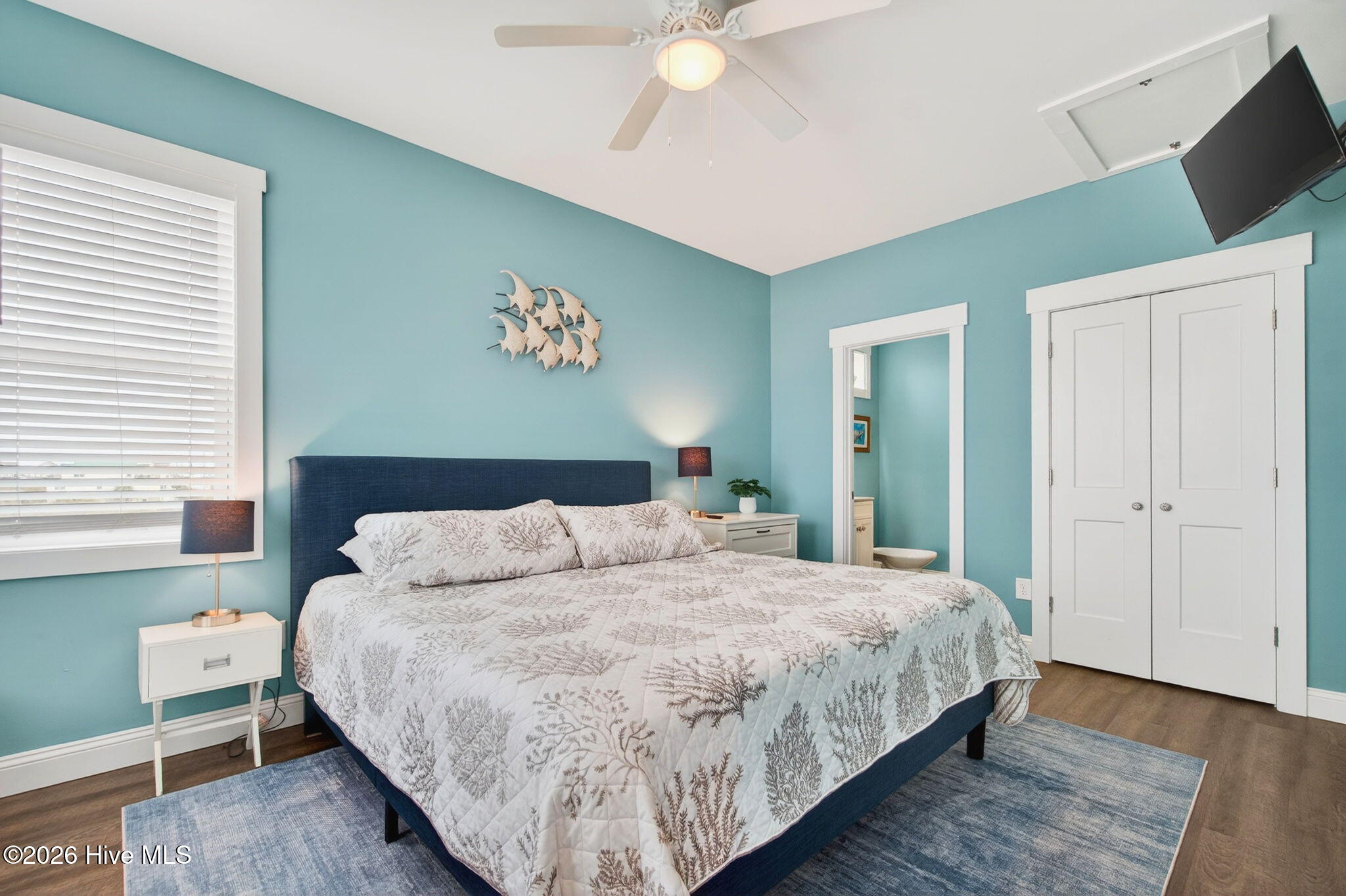 100558415 | Photo 18