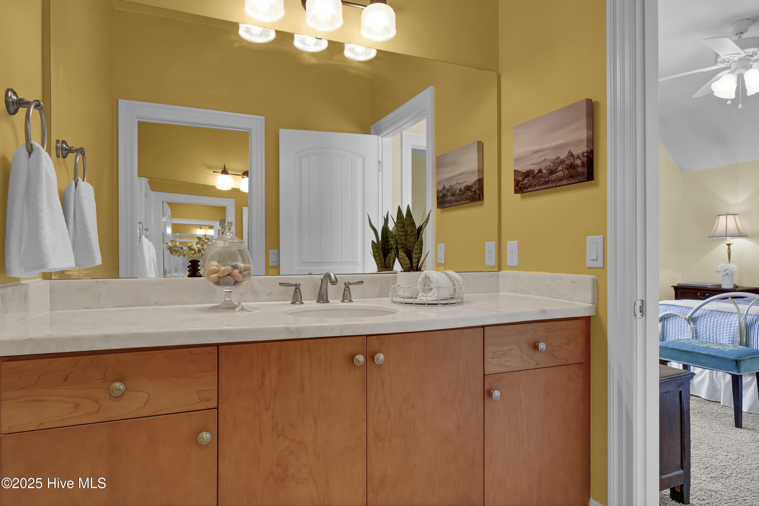 100505829 | Photo 20