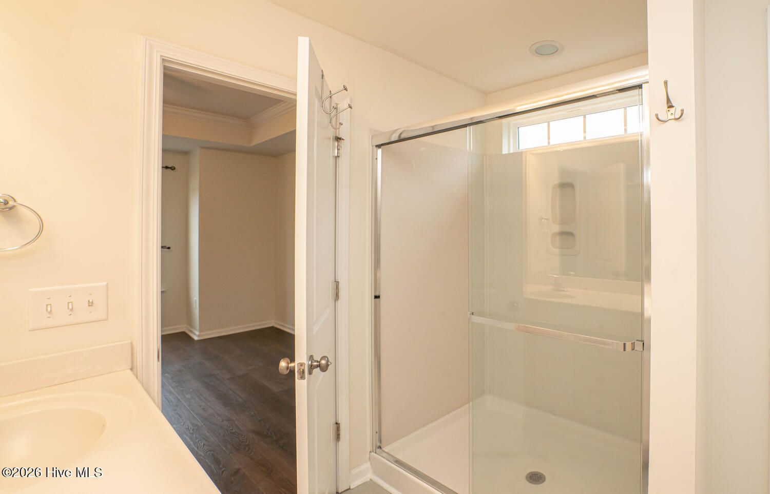 100556684 | Photo 22