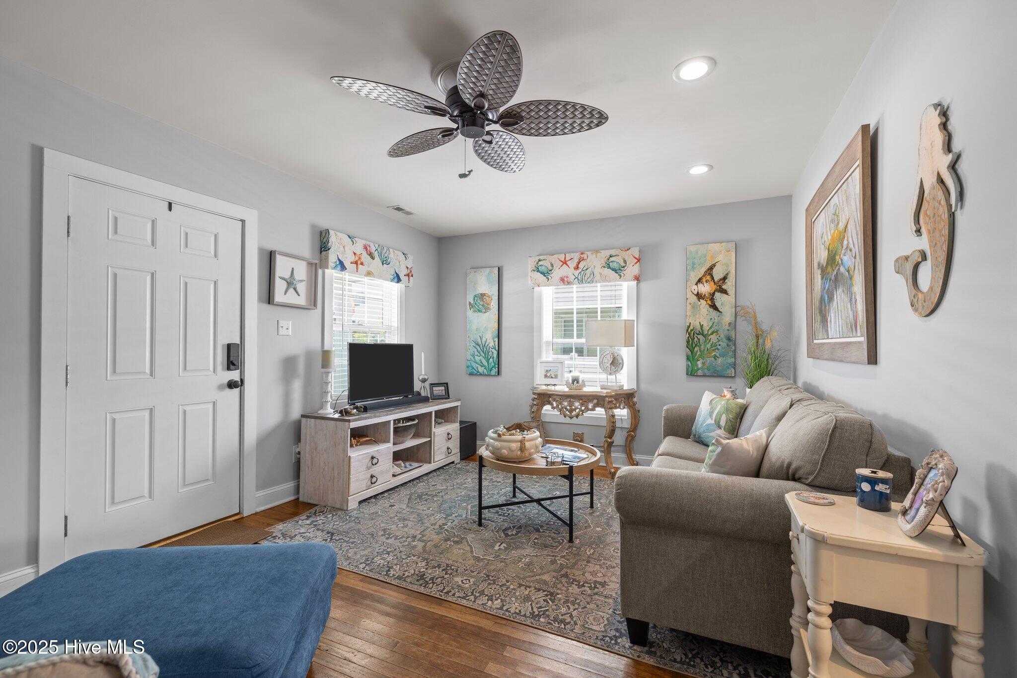 Homes for sale in Morehead City, NC | 3111 Arendell St, Morehead City, NC 28557 | MLS# 100515496