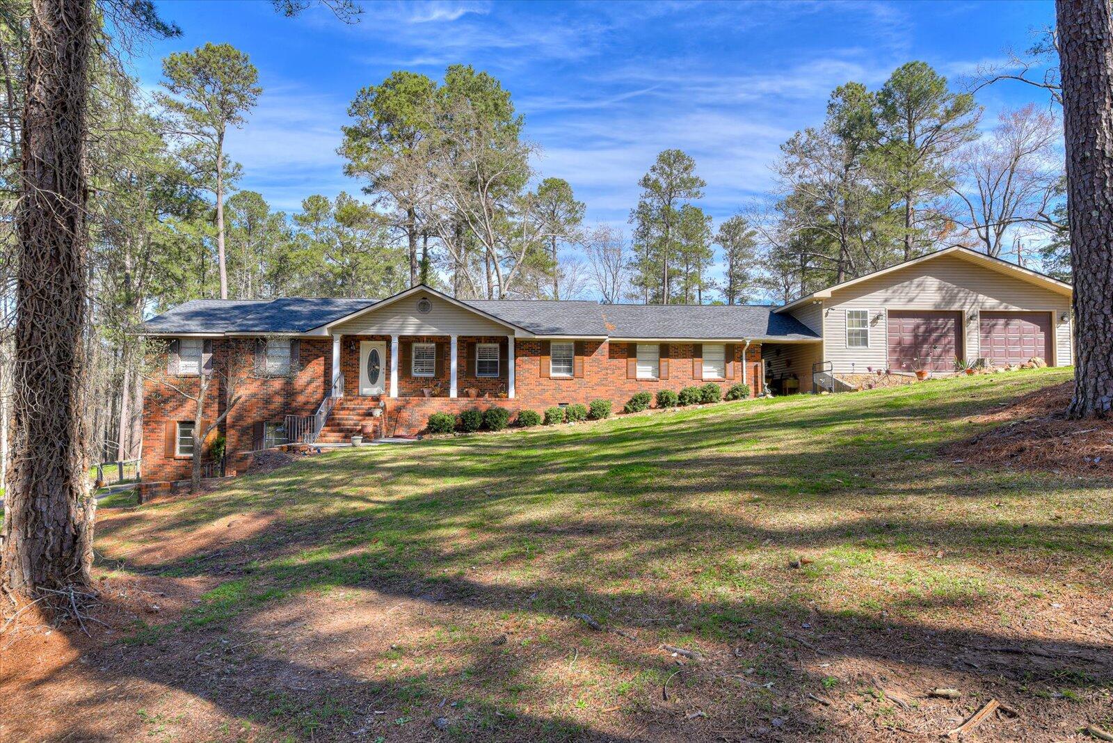 Homes for sale in Grovetown, GA | 5069 Columbia Rd, Grovetown, GA 30813 | MLS# 538424