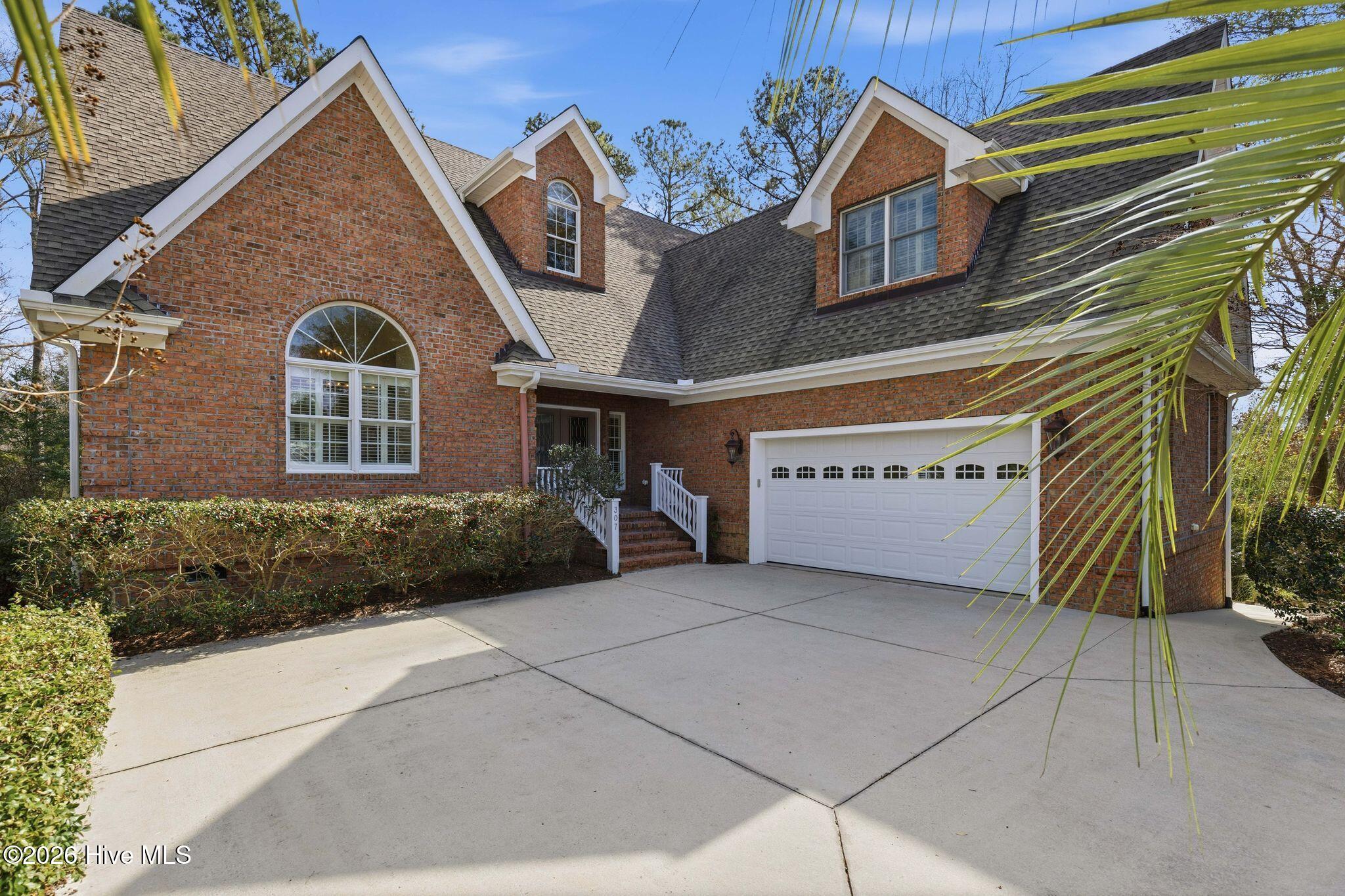 100565083 | Photo 84