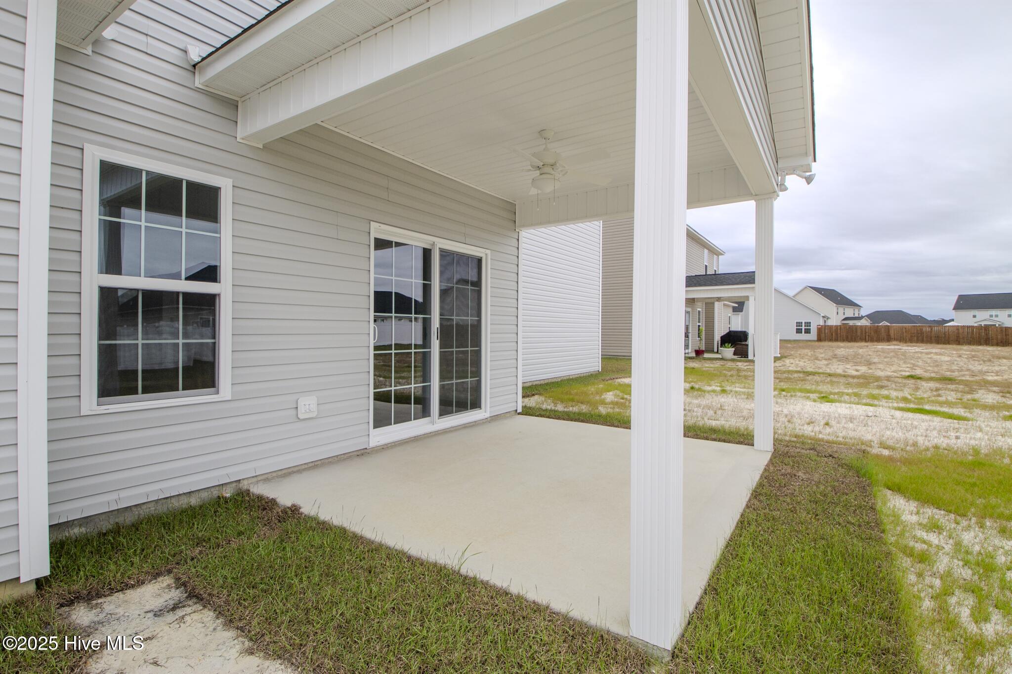 100509462 | Photo 35