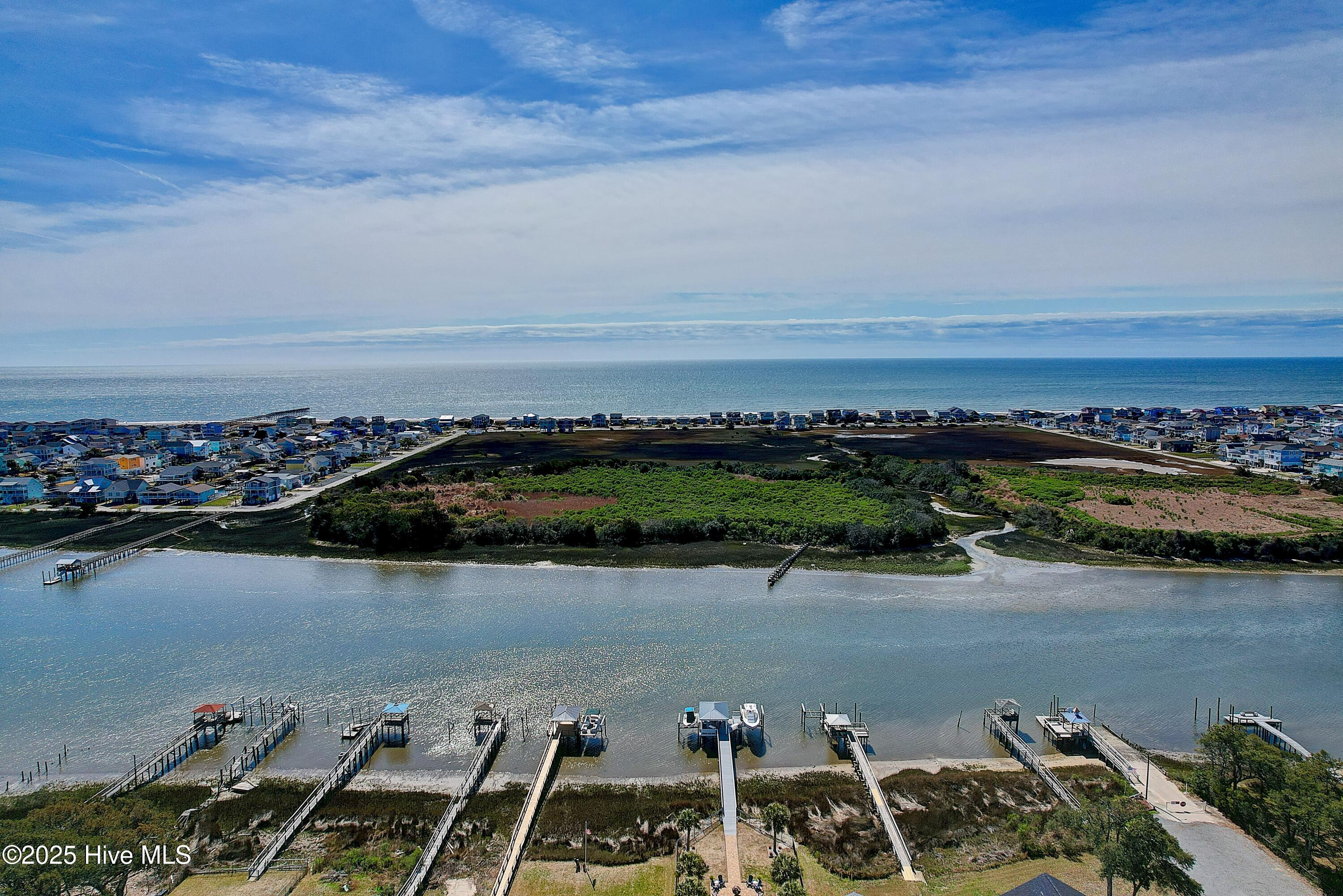 100528593 | Photo 25