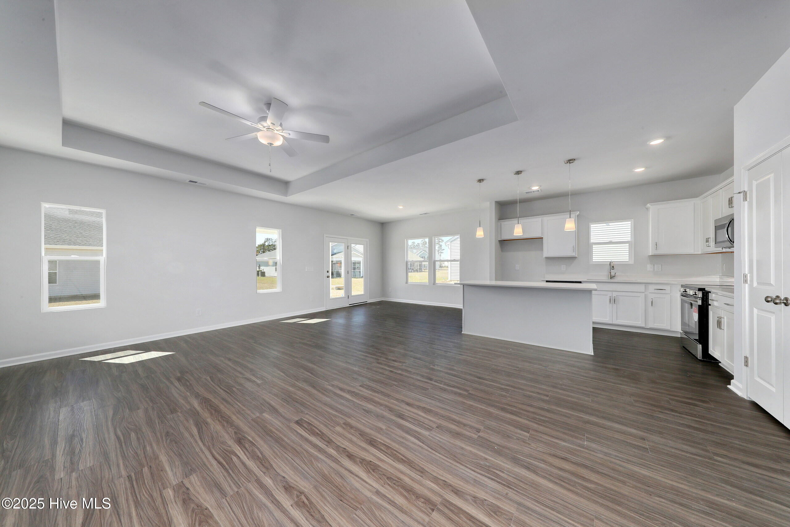 100517565 | Photo 49