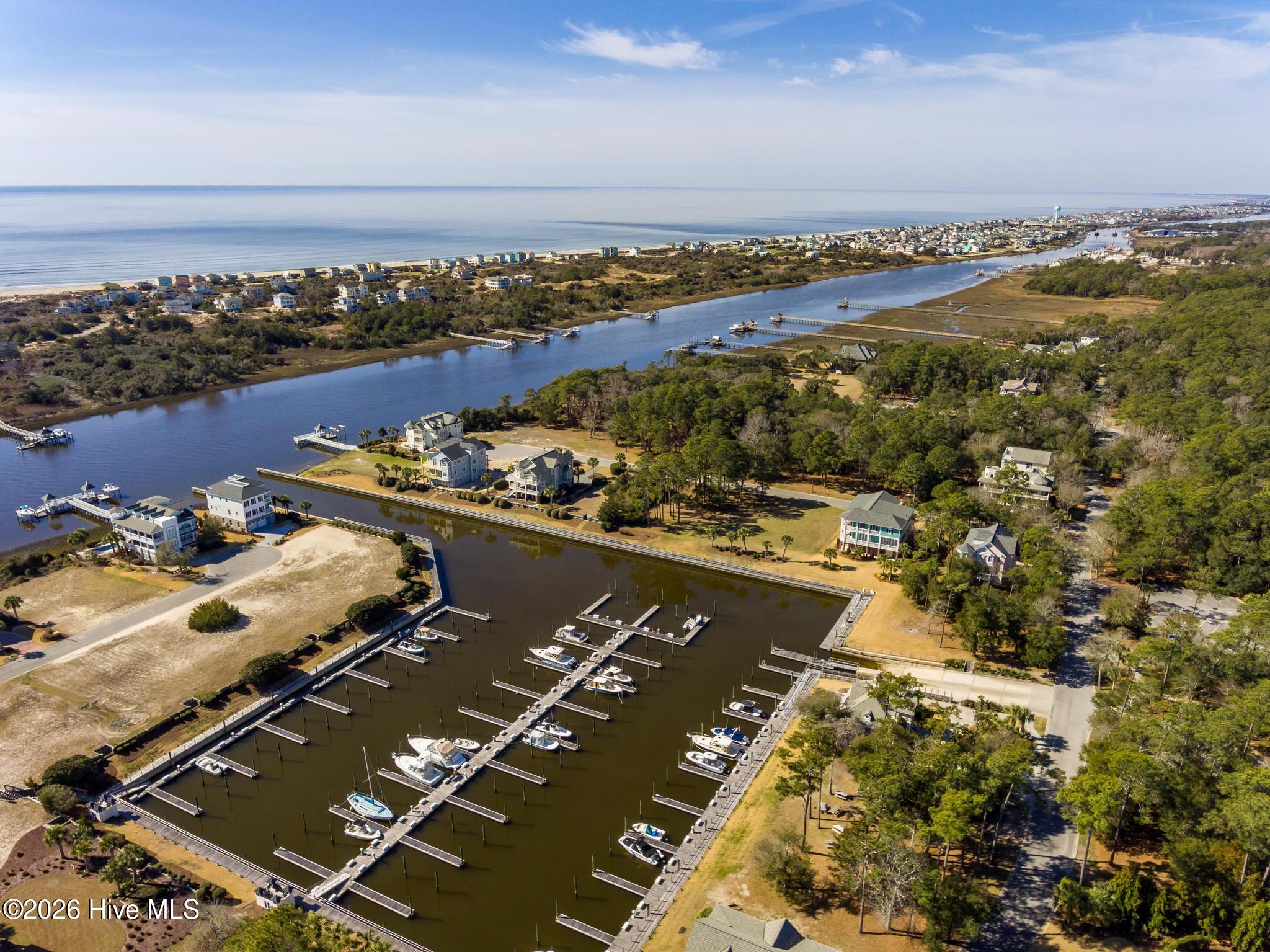 100548084 | Photo 15