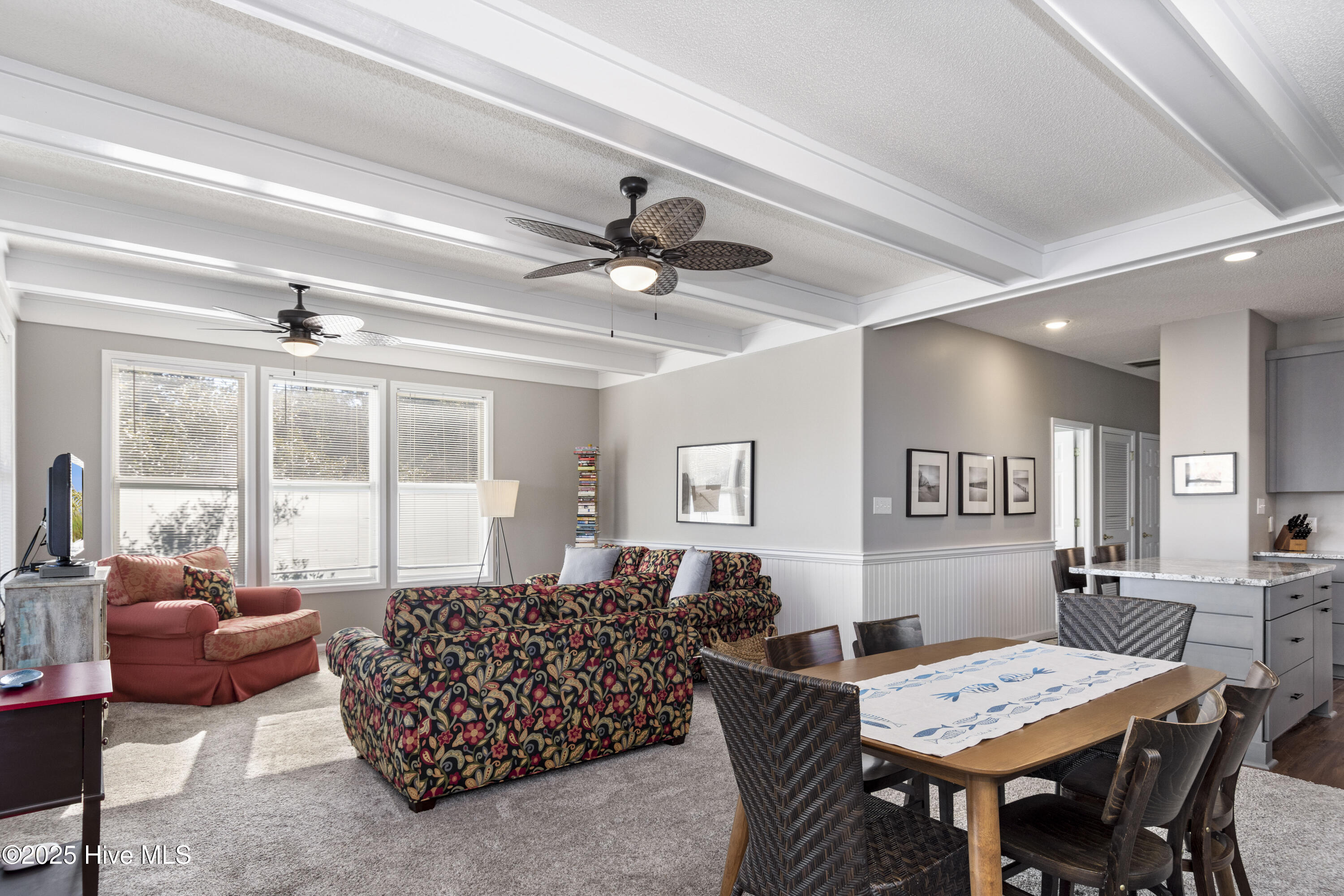 100530564 | Photo 10