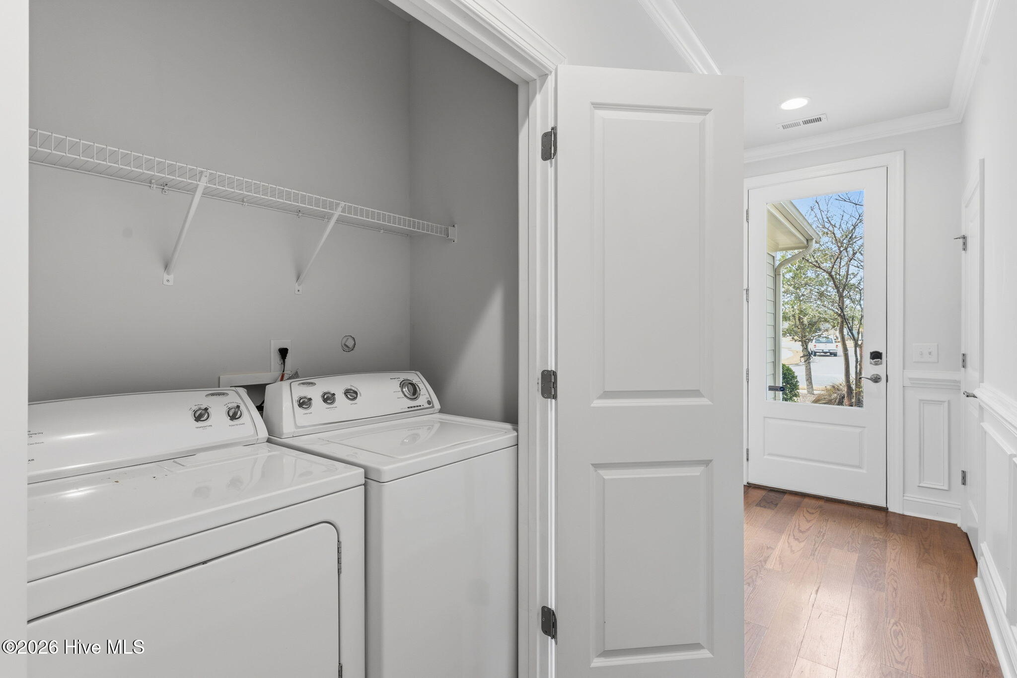 100558174 | Photo 17