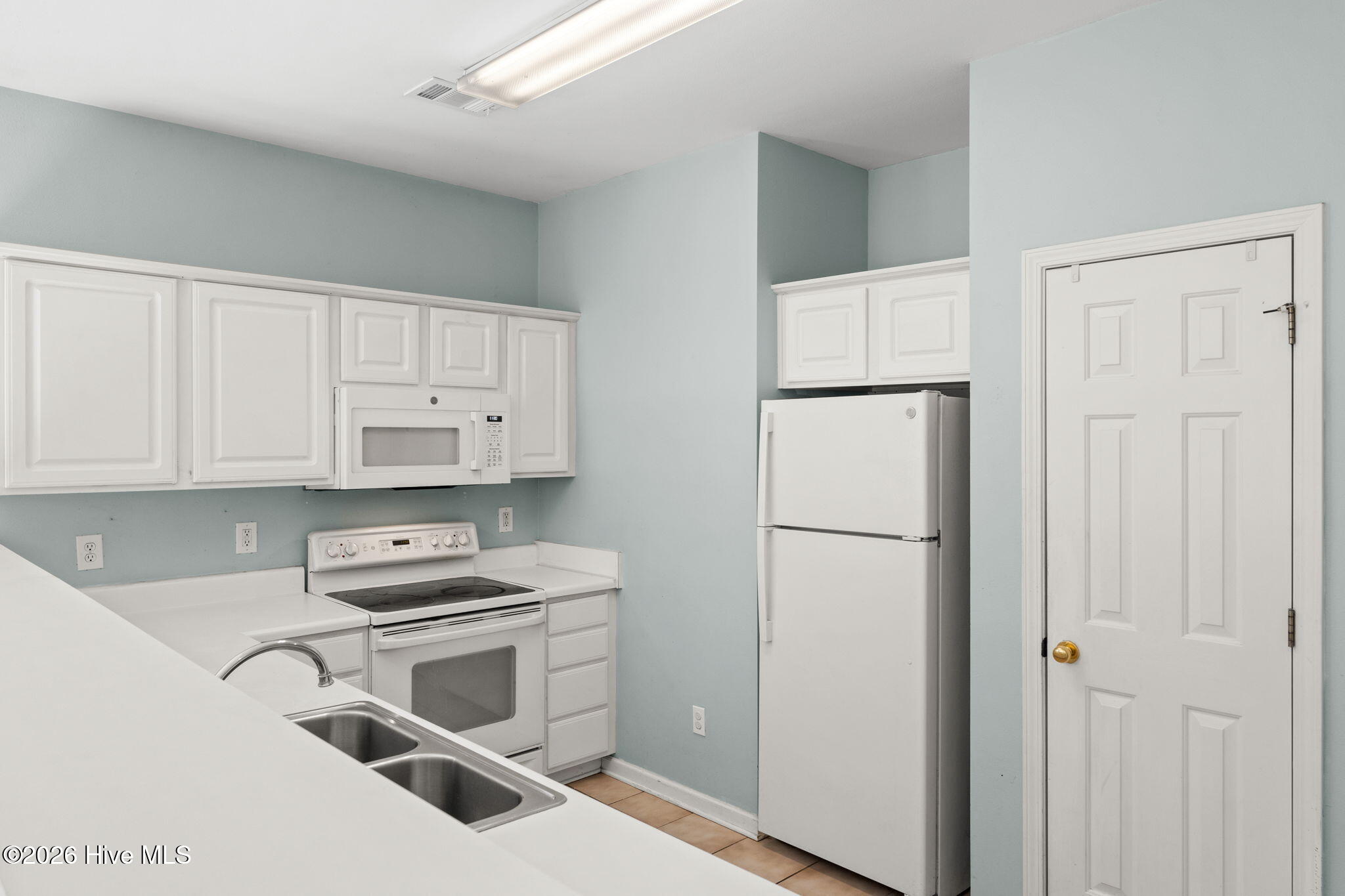 100569221 | Photo 10