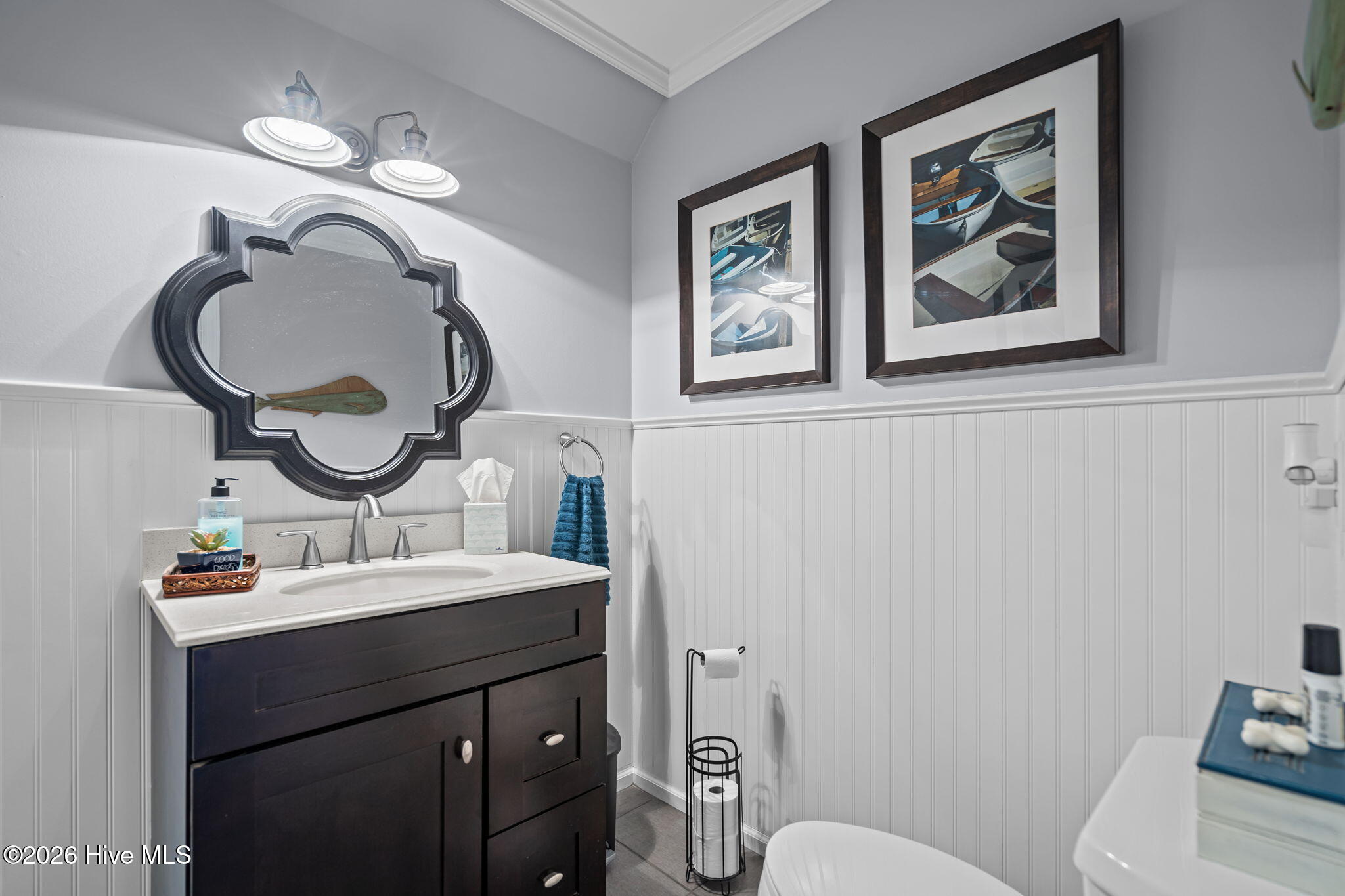 100552637 | Photo 15