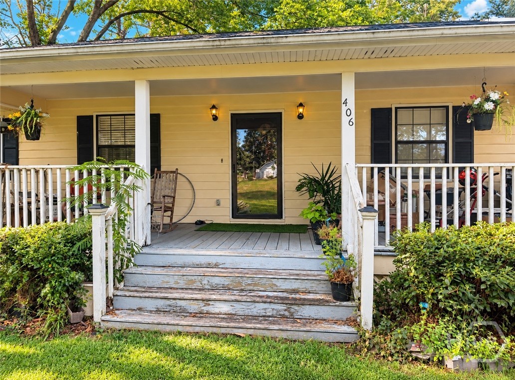 Photo 1 of Single family home for sale at 406 E 3rd Street, Rincon, GA 31326 | MLS# SA365053 | Listing updated on 2026-09-22