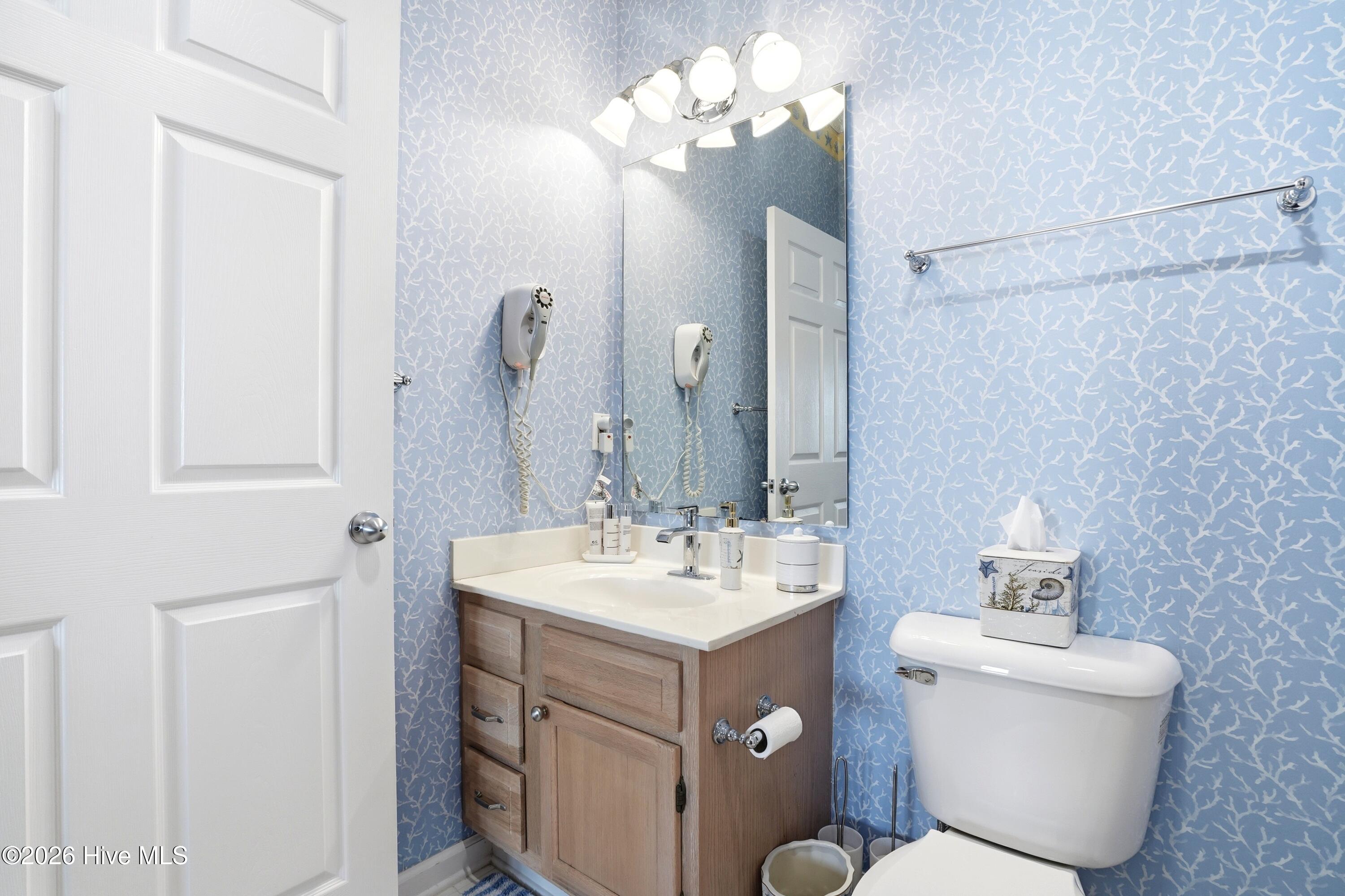 100561892 | Photo 31