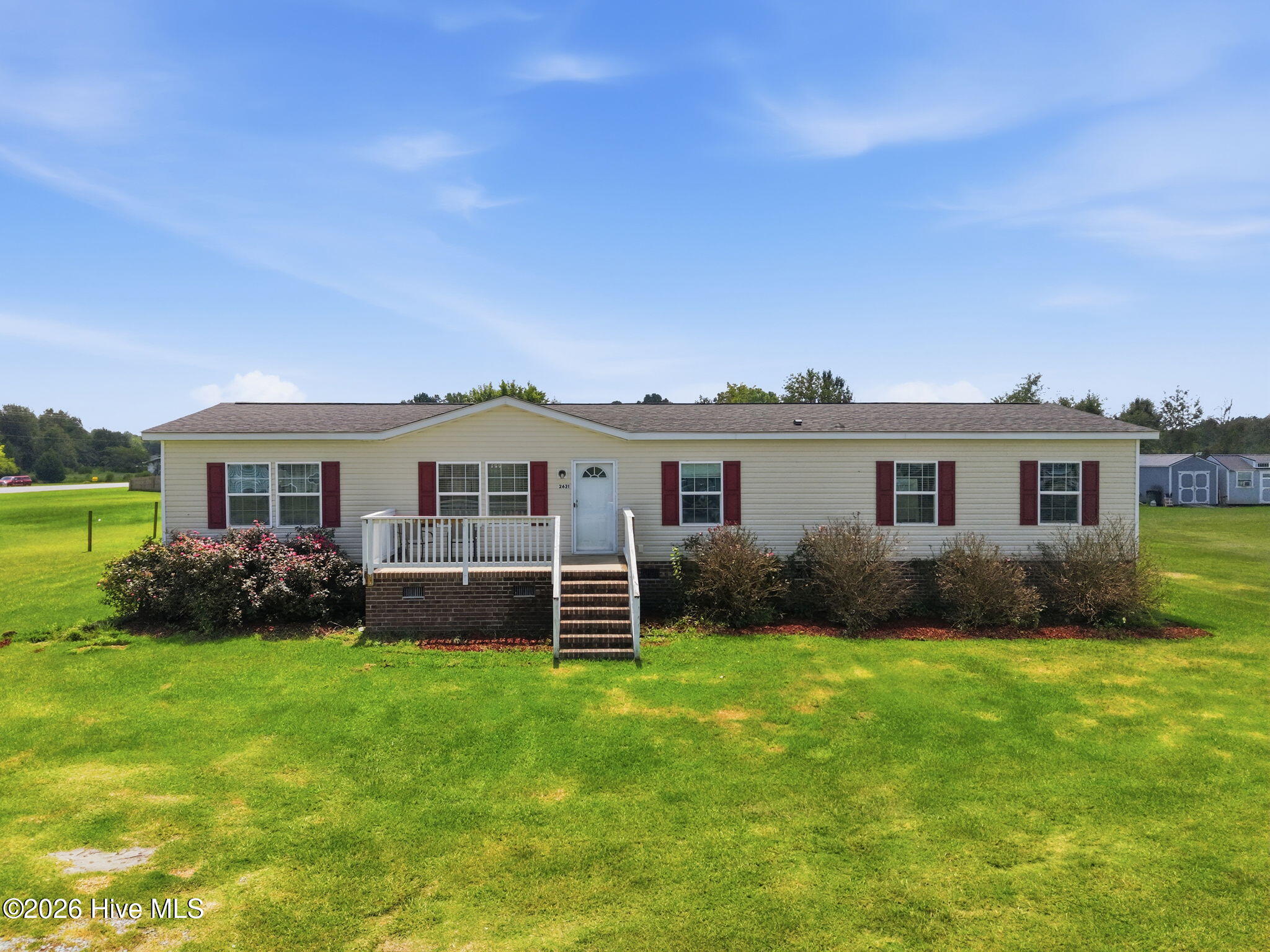 2nd image of 2621 Silver Creek Dr, Greenville, NC 27834 | MLS# 100597619