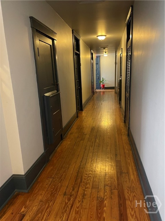 210 E State Street, Savannah, GA, 31401