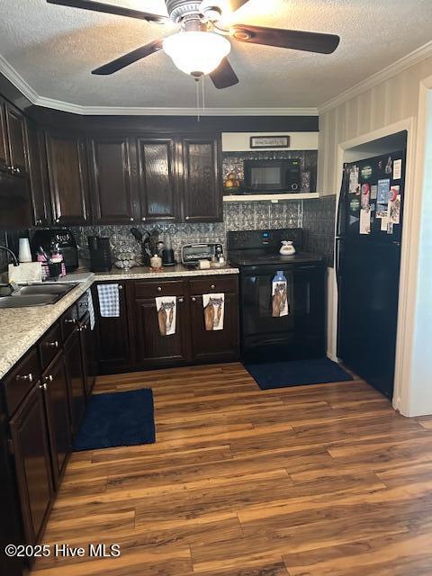 100554772 | Photo 43