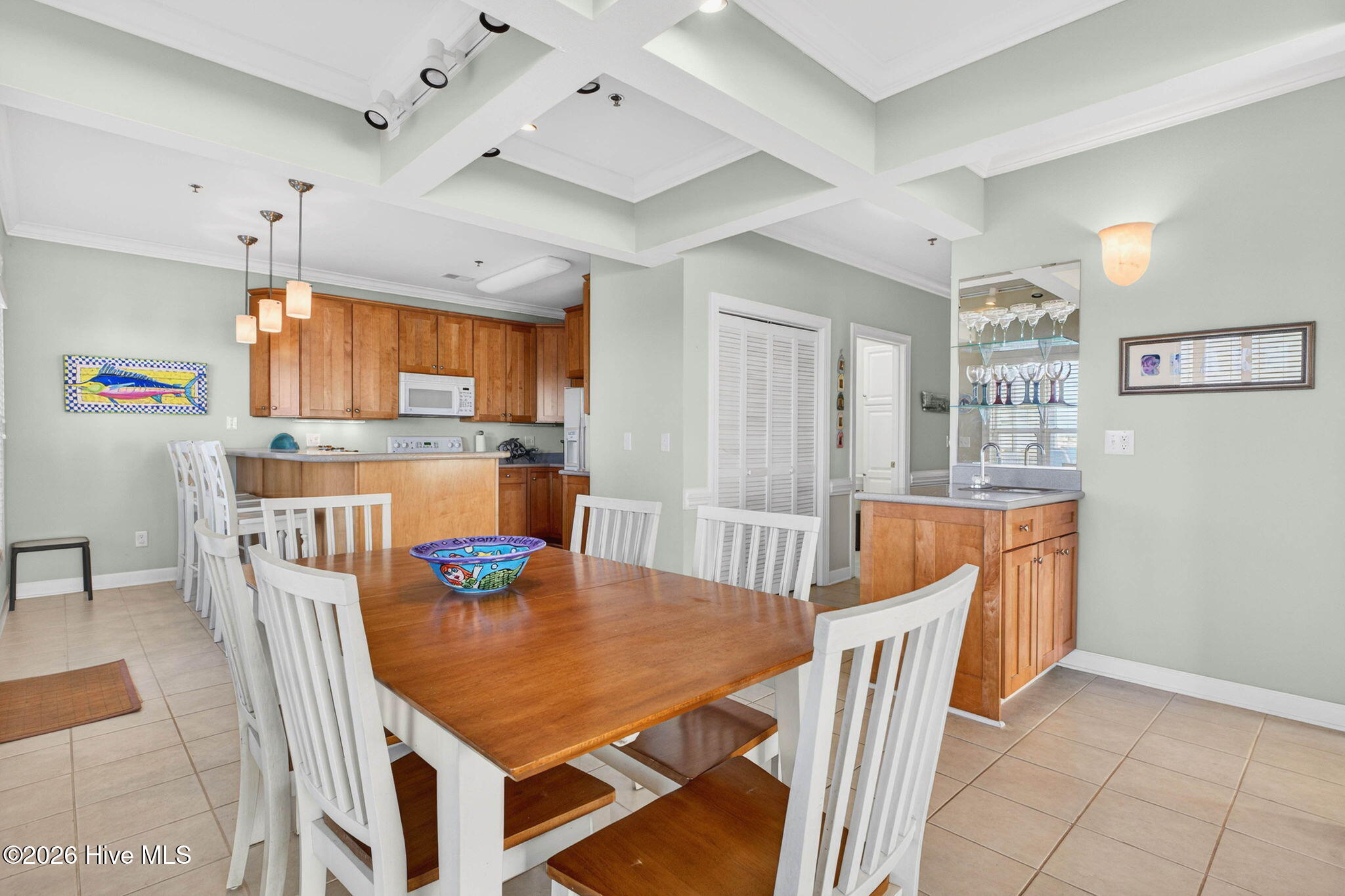 100555229 | Photo 33