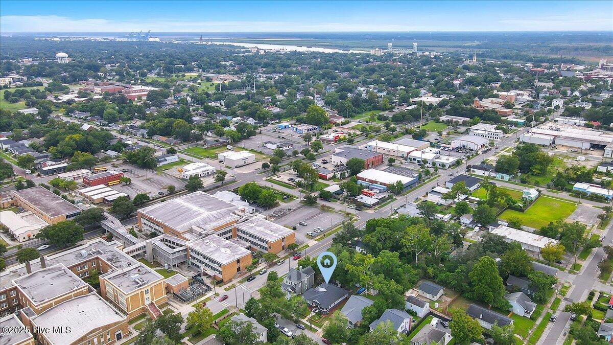 100525423 | Photo 55