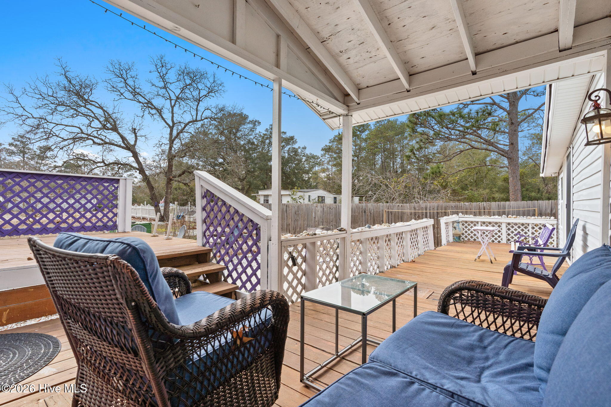 100555988 | Photo 22