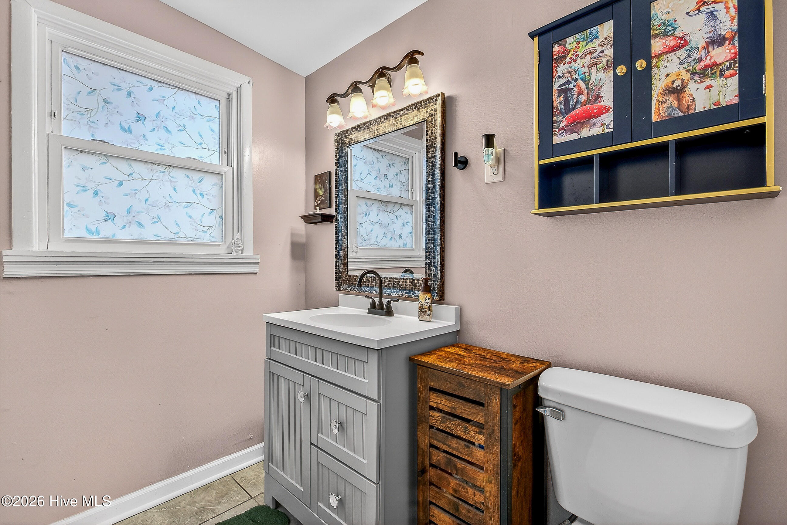 100552598 | Photo 25