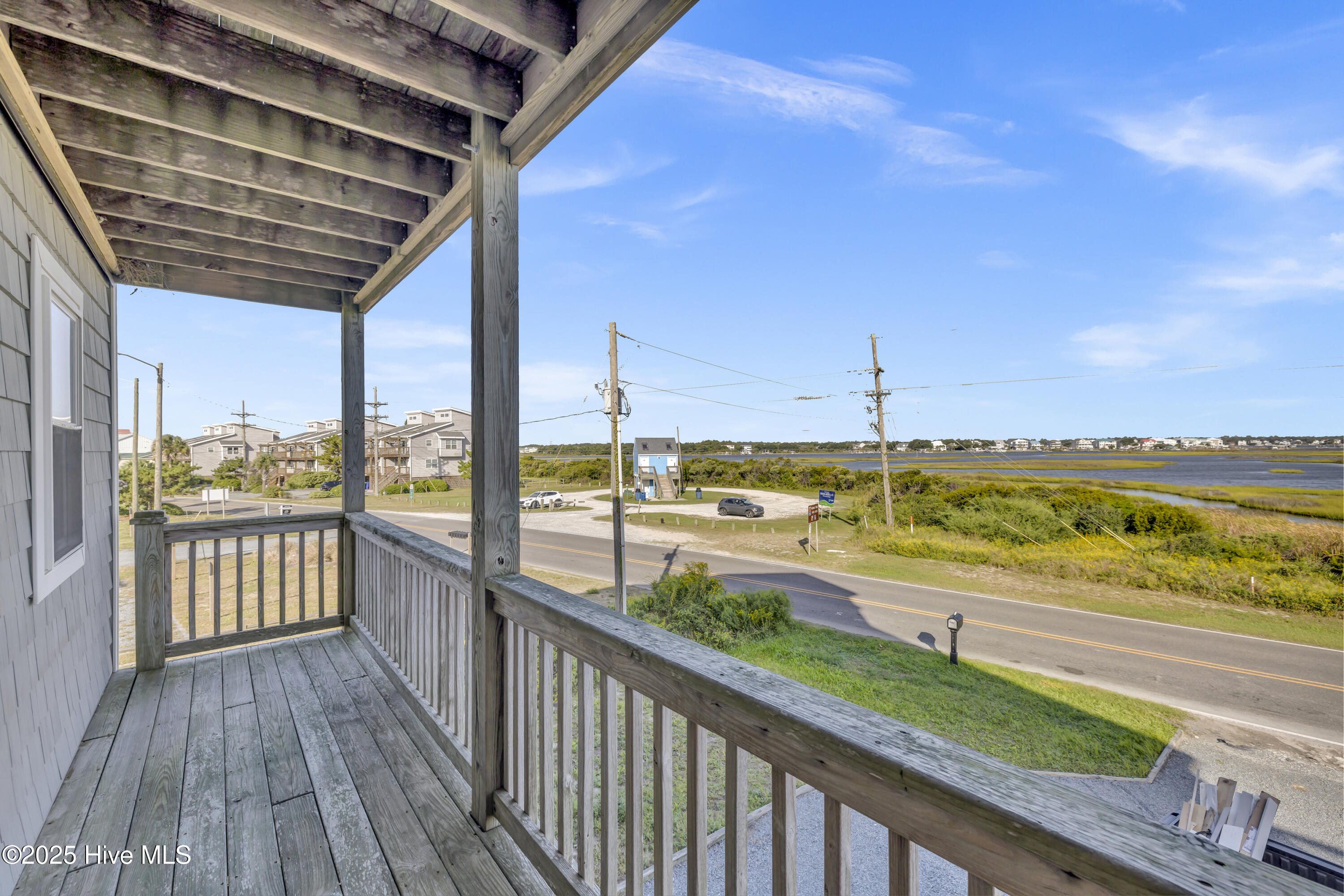 100535806 | Photo 39