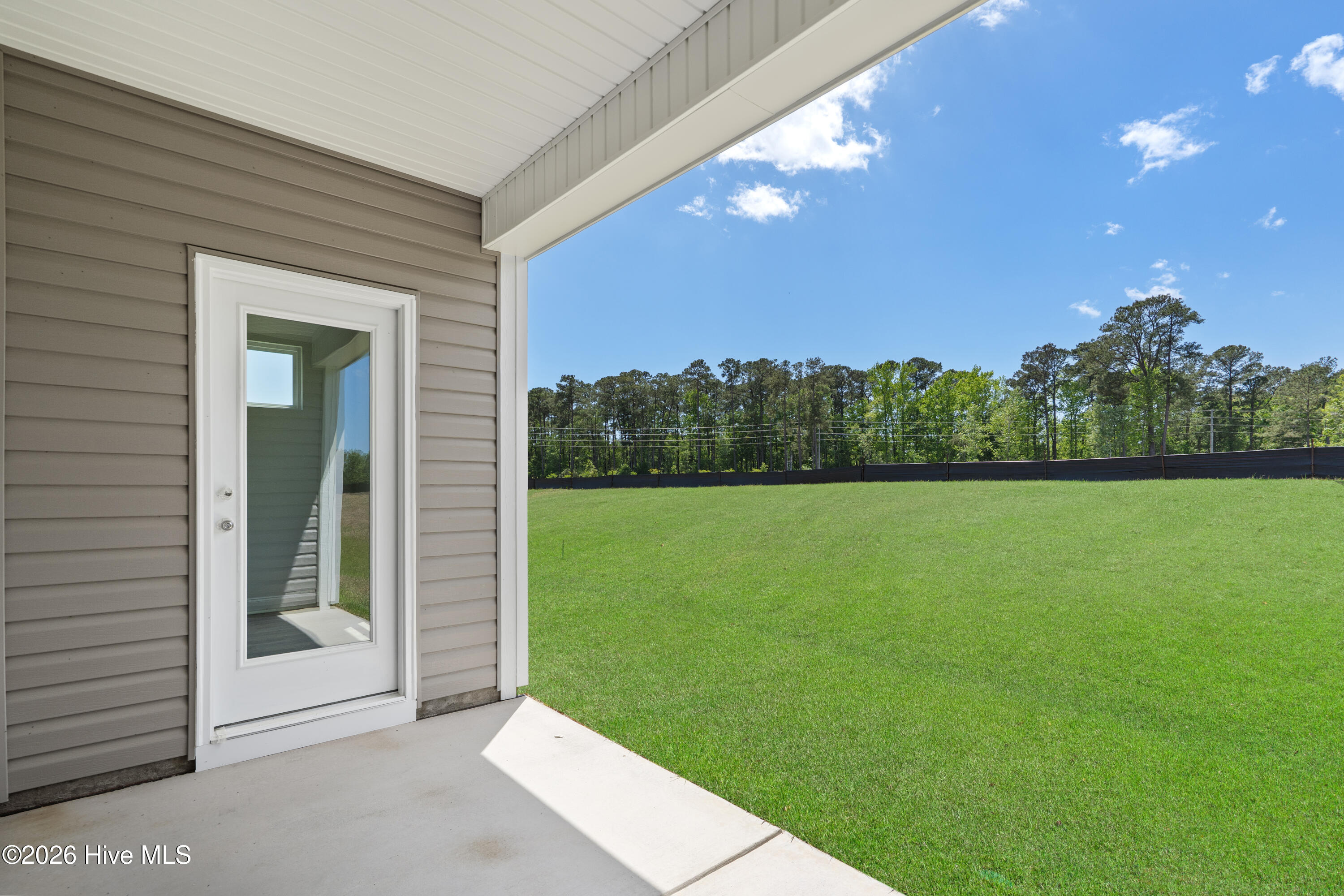 100554702 | Photo 22