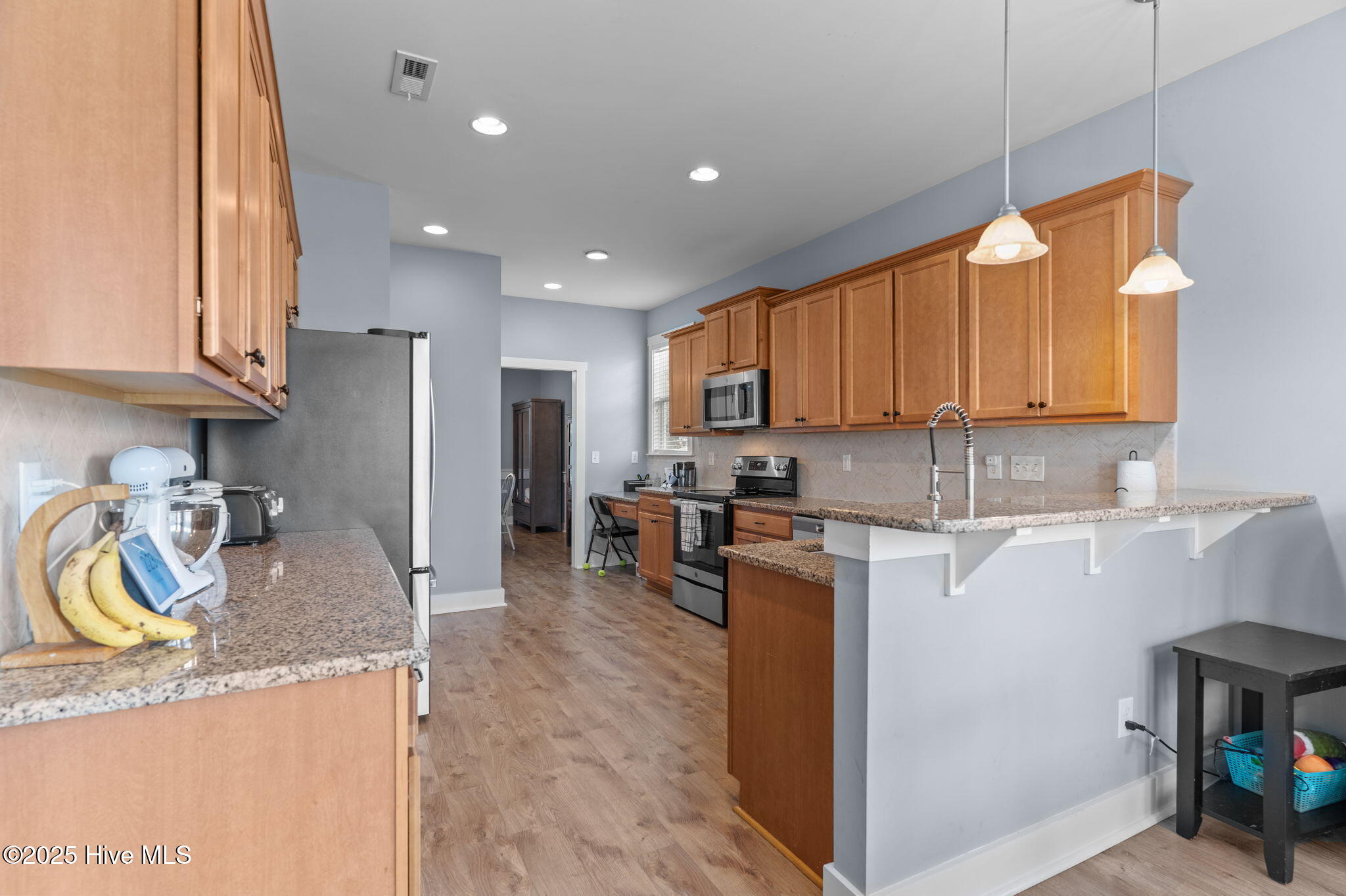 100519611 | Photo 14