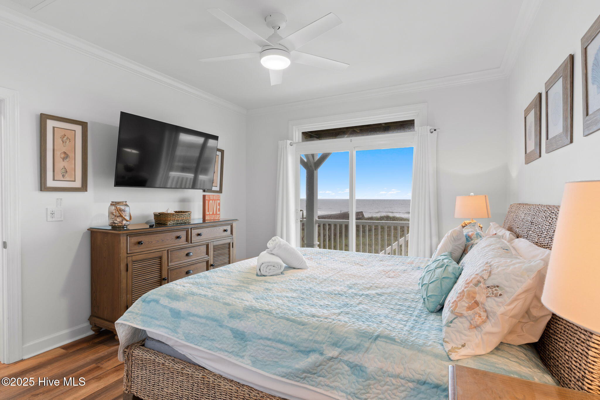 100513895 | Photo 70