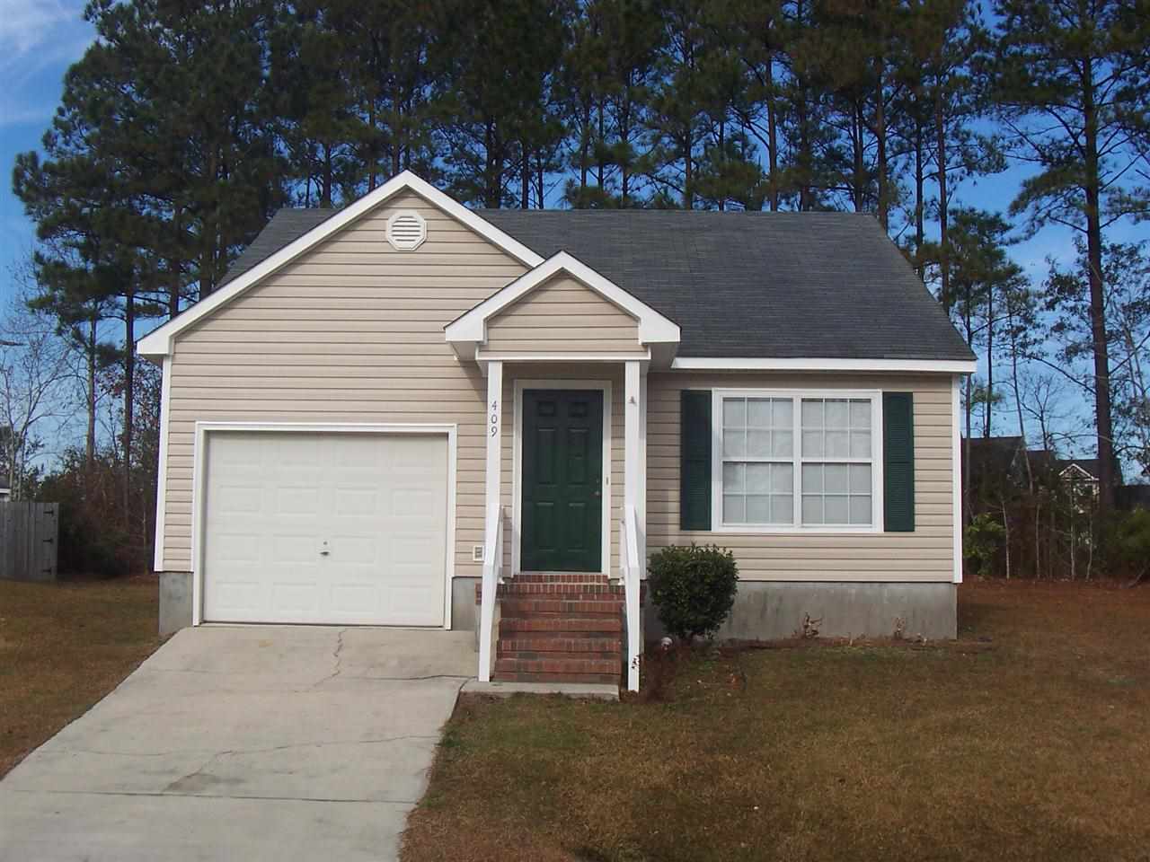 409 Somerset, Jacksonville, North Carolina, 3 Bedroom Bedrooms, 5 Room Rooms,2 BathroomBathrooms,Single family residence,For sale,Somerset,100607120 409 Somerset, Jacksonville, North Carolina, 3 Bedroom Bedrooms, 5 Room Rooms,2 BathroomBathrooms,Single family residence,For sale,Somerset,100607120