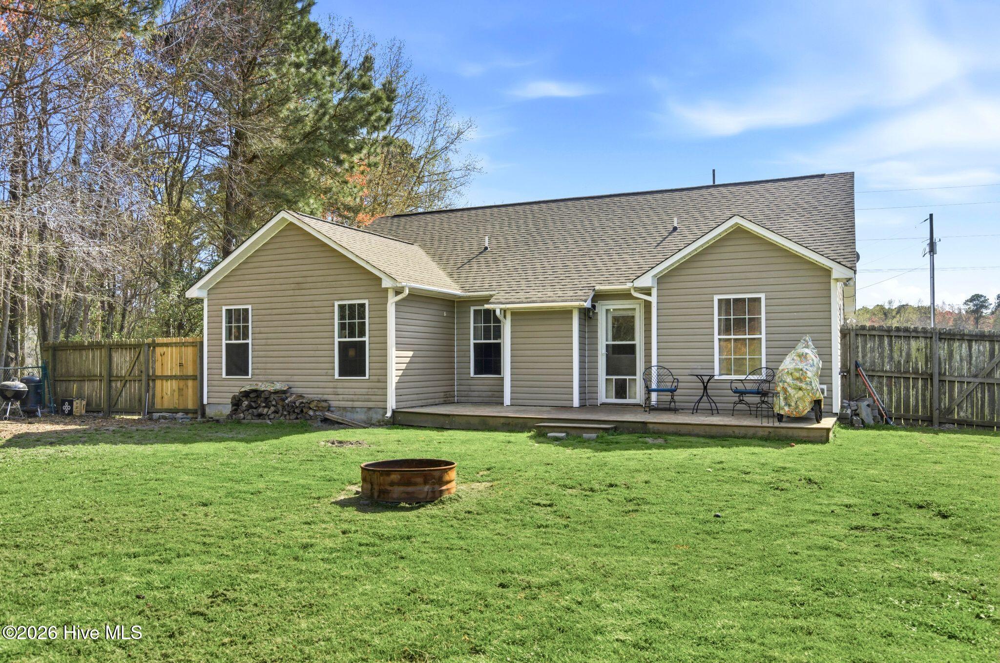 100563637 | Photo 31