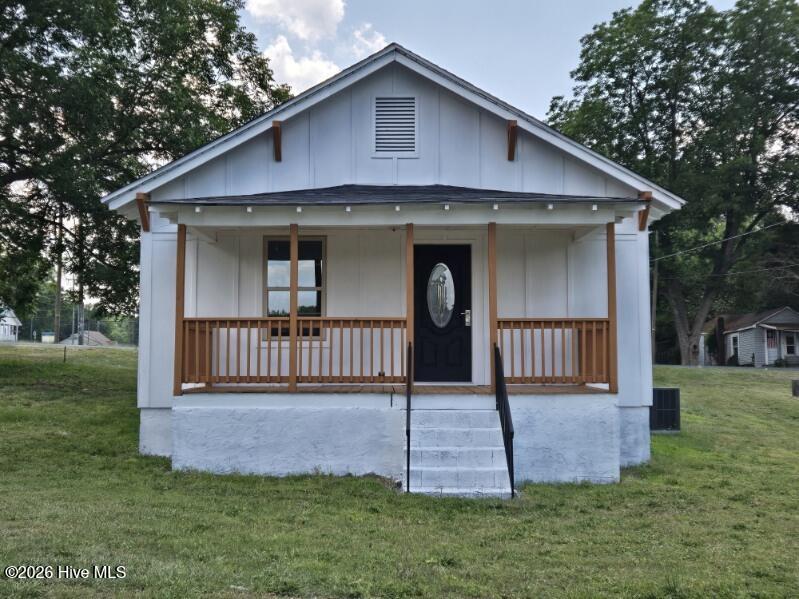 Exterior photo of 124 Aleo 9th Avenue, Rockingham, NC 28379. MLS: 100581406