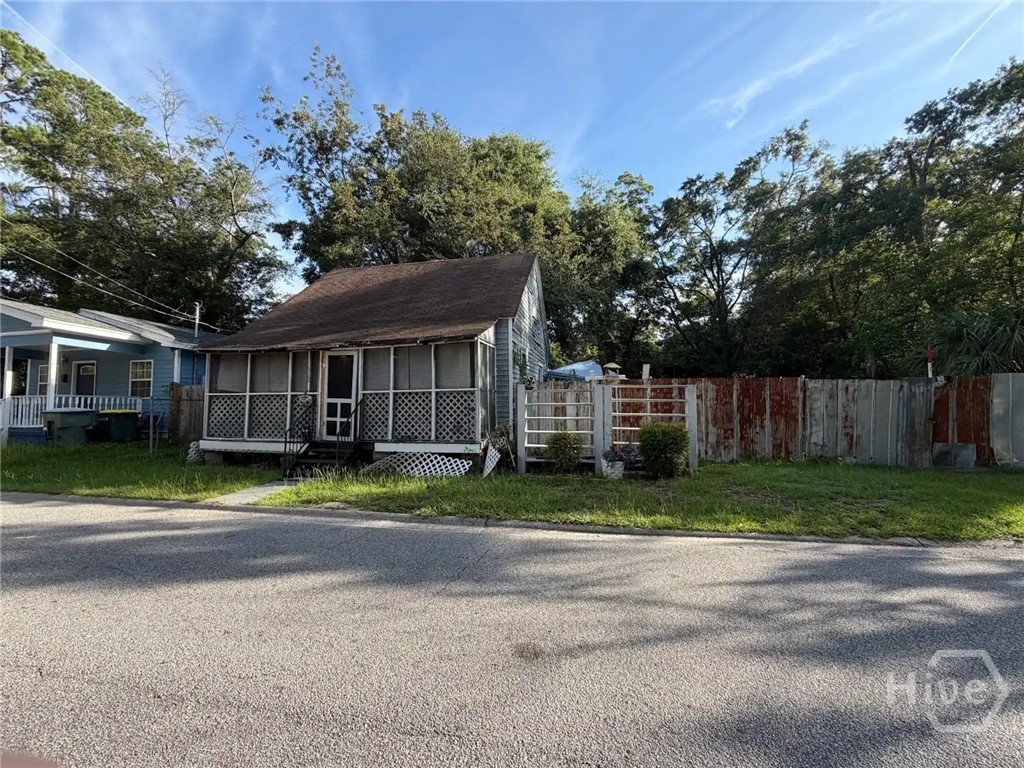 1st image of 110 W 55th St, Savannah, GA 31405 | MLS# SA362059