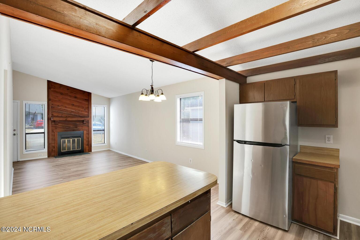 100565650 | Photo 12