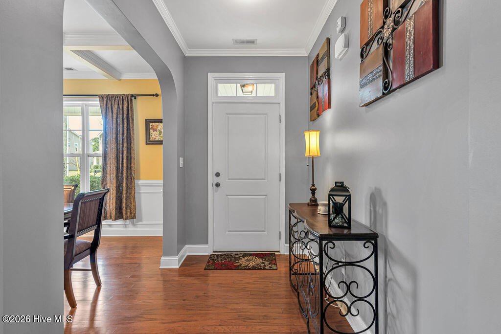 100564004 | Photo 12