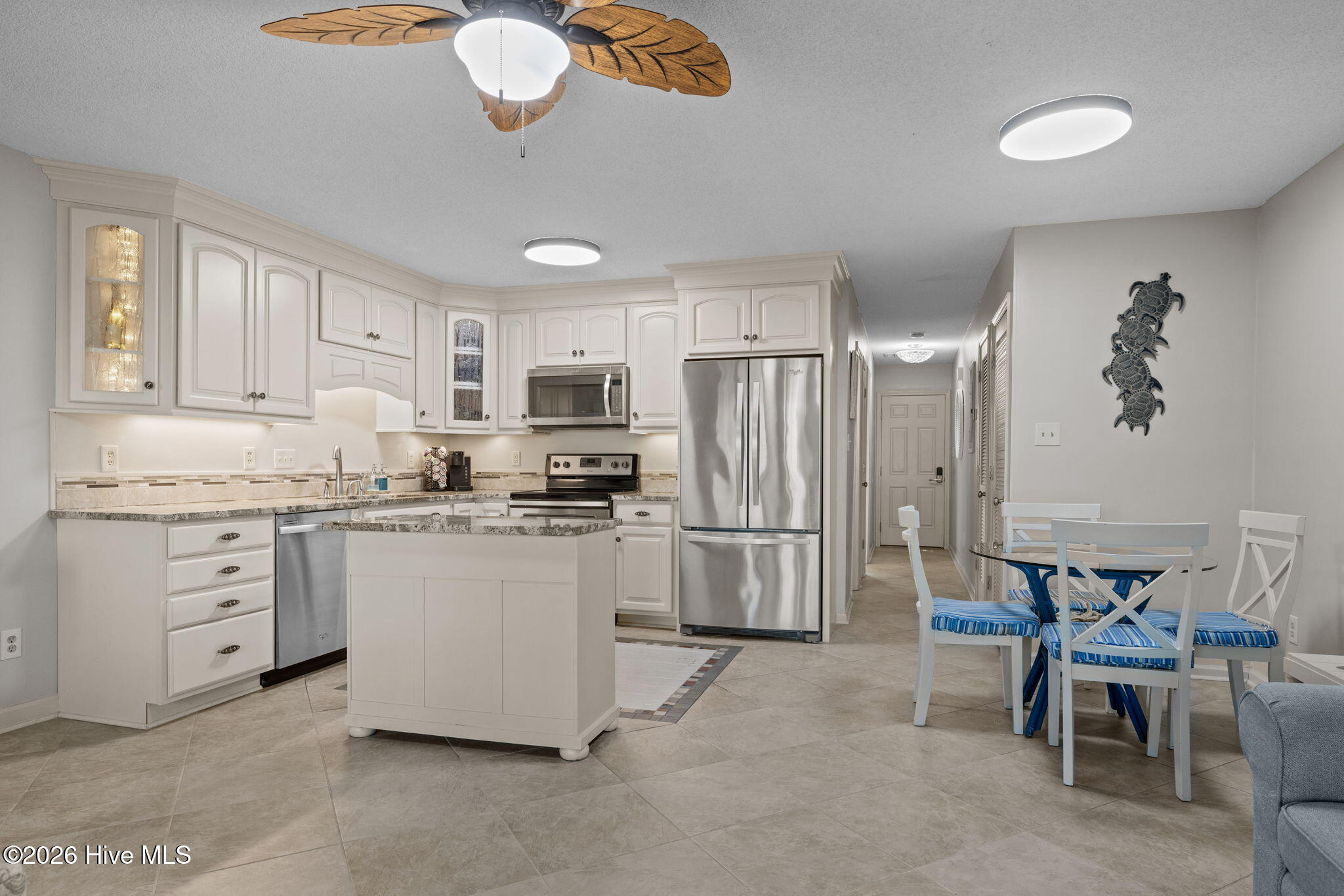 100550312 | Photo 20