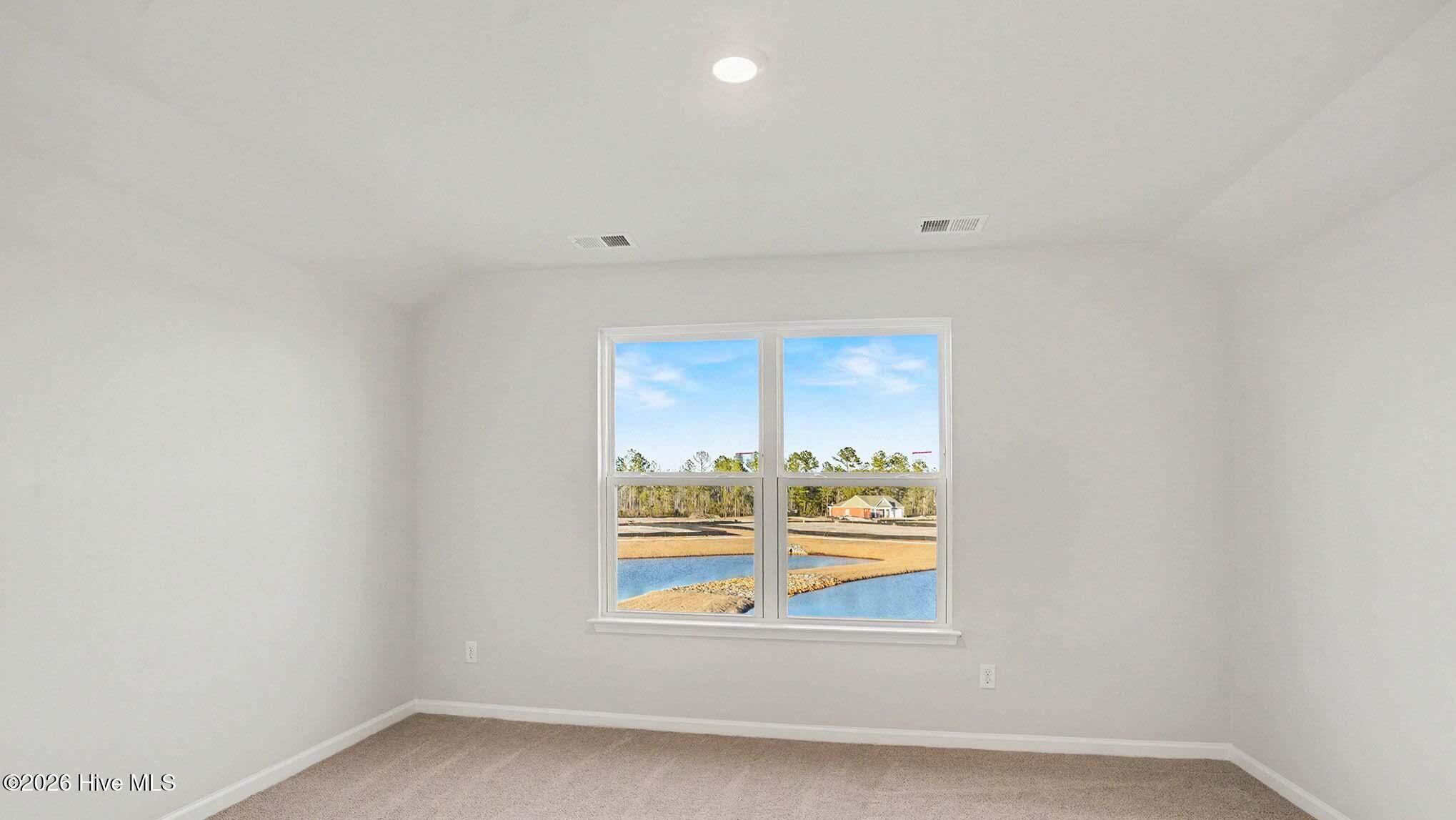 100559545 | Photo 15