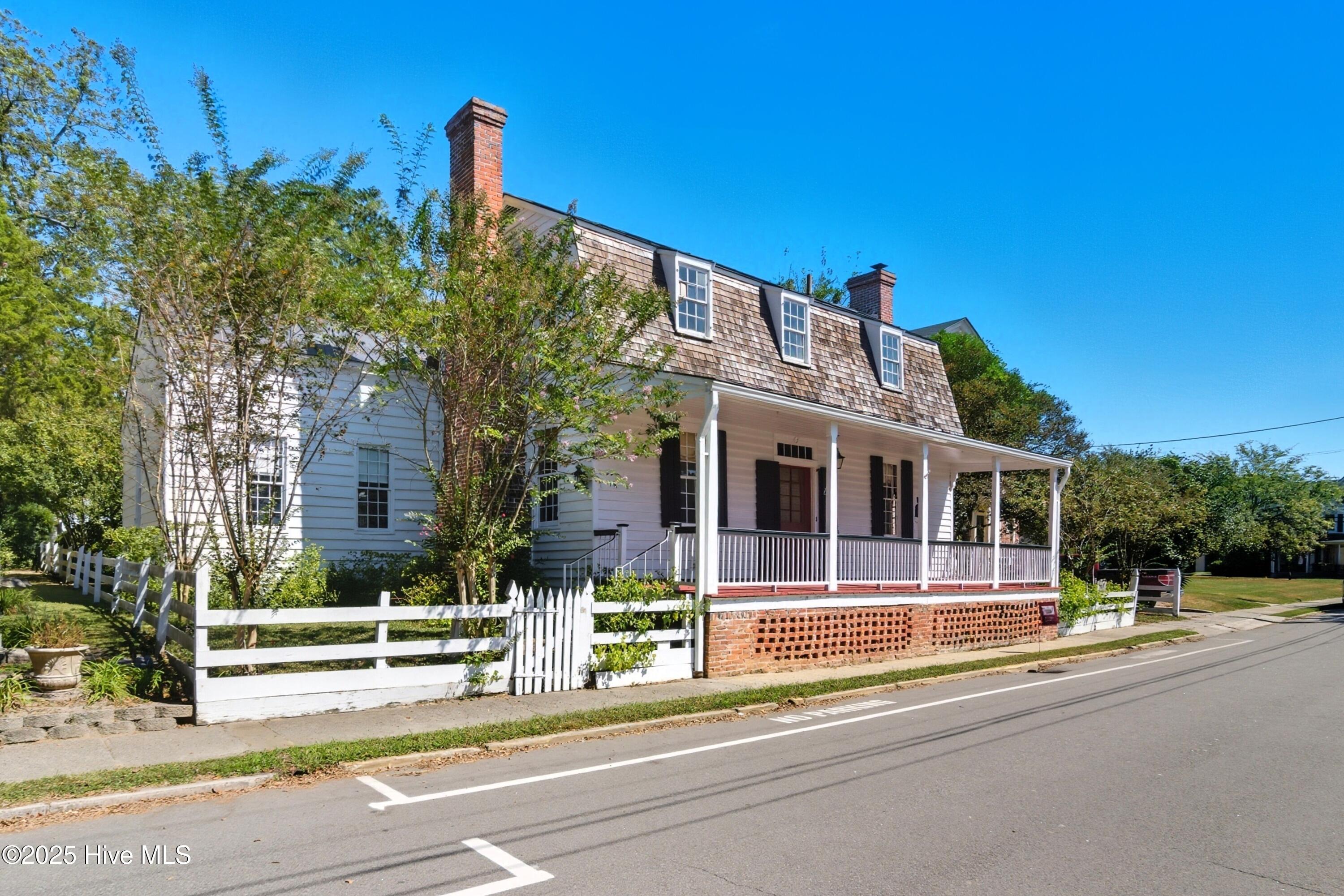 Homes for sale in Edenton, NC | 206 W Eden St, Edenton, NC 27932 | MLS# 100533408