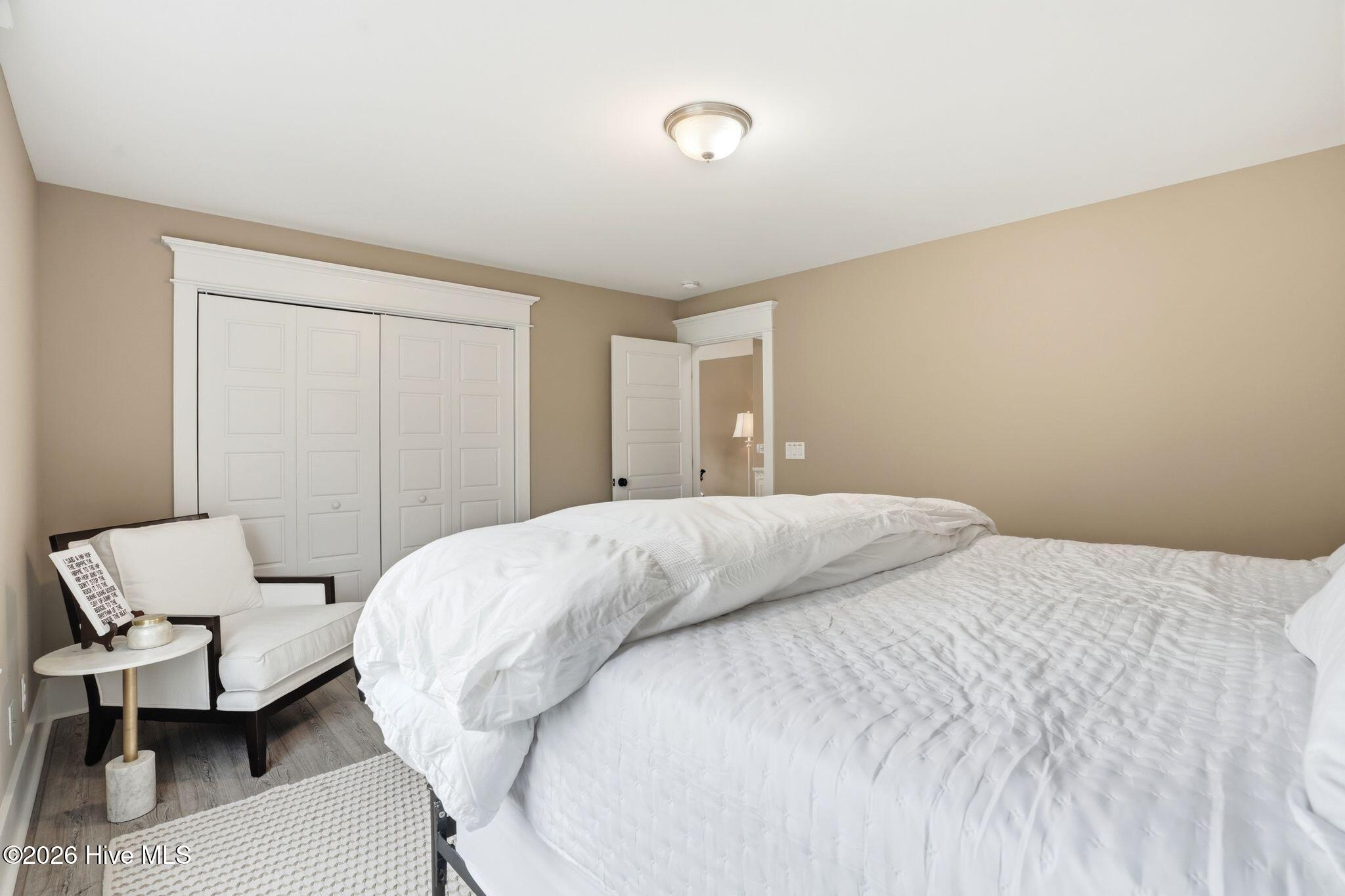 100559080 | Photo 55