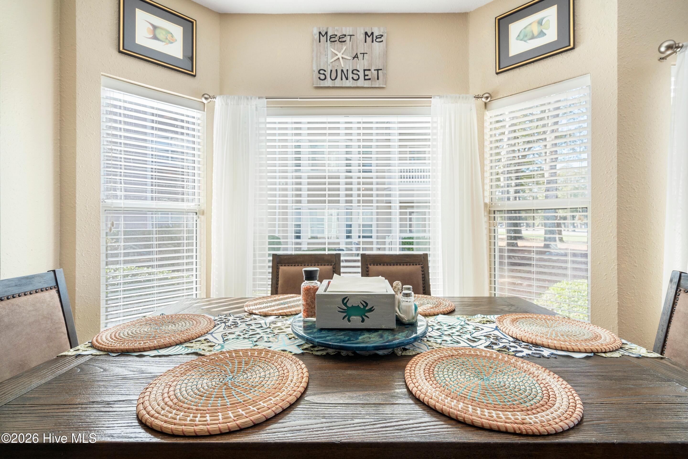 100548486 | Photo 20