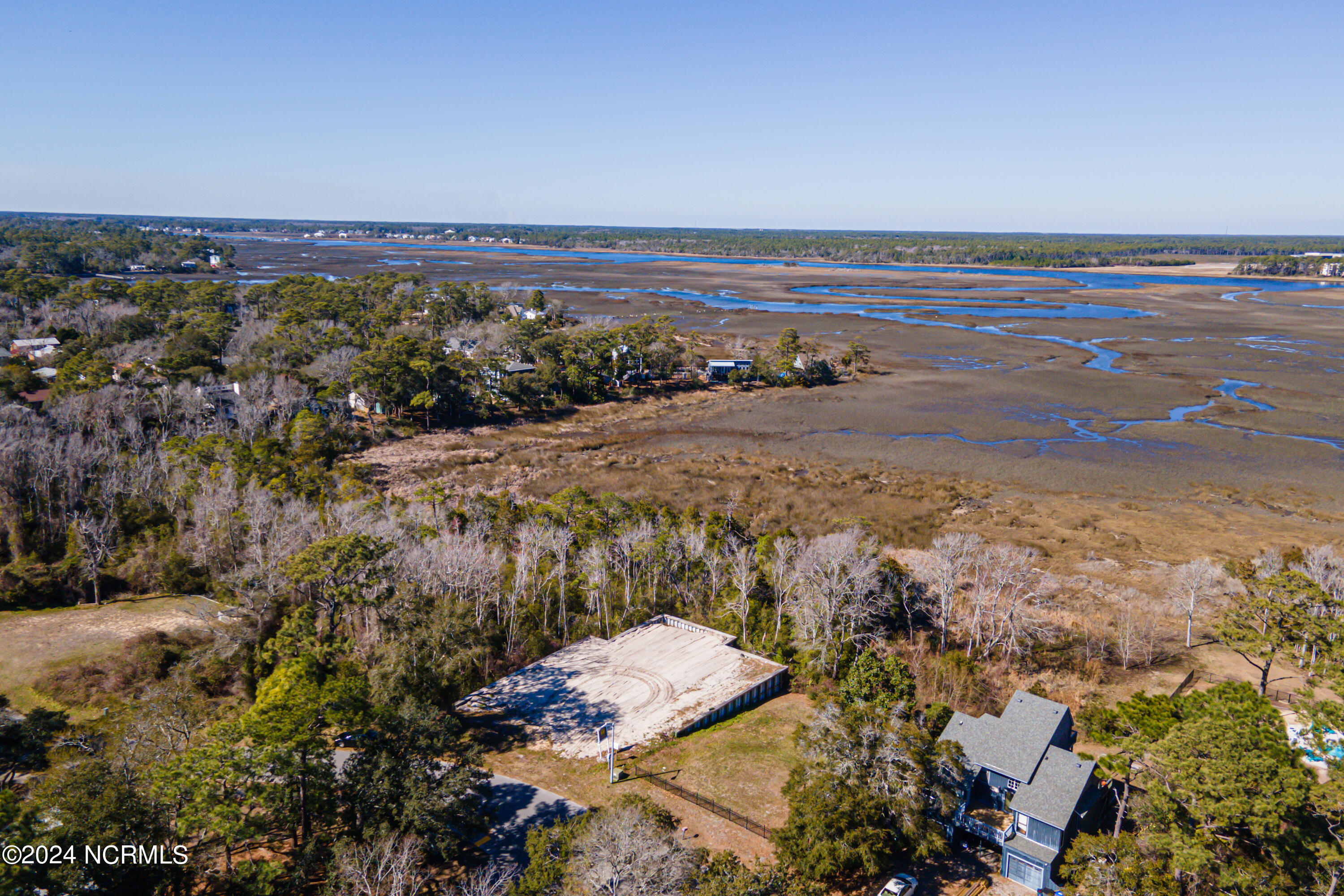 100510107 | Photo 14