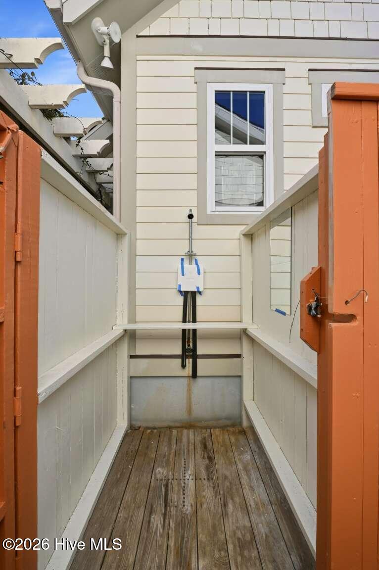 100552752 | Photo 40