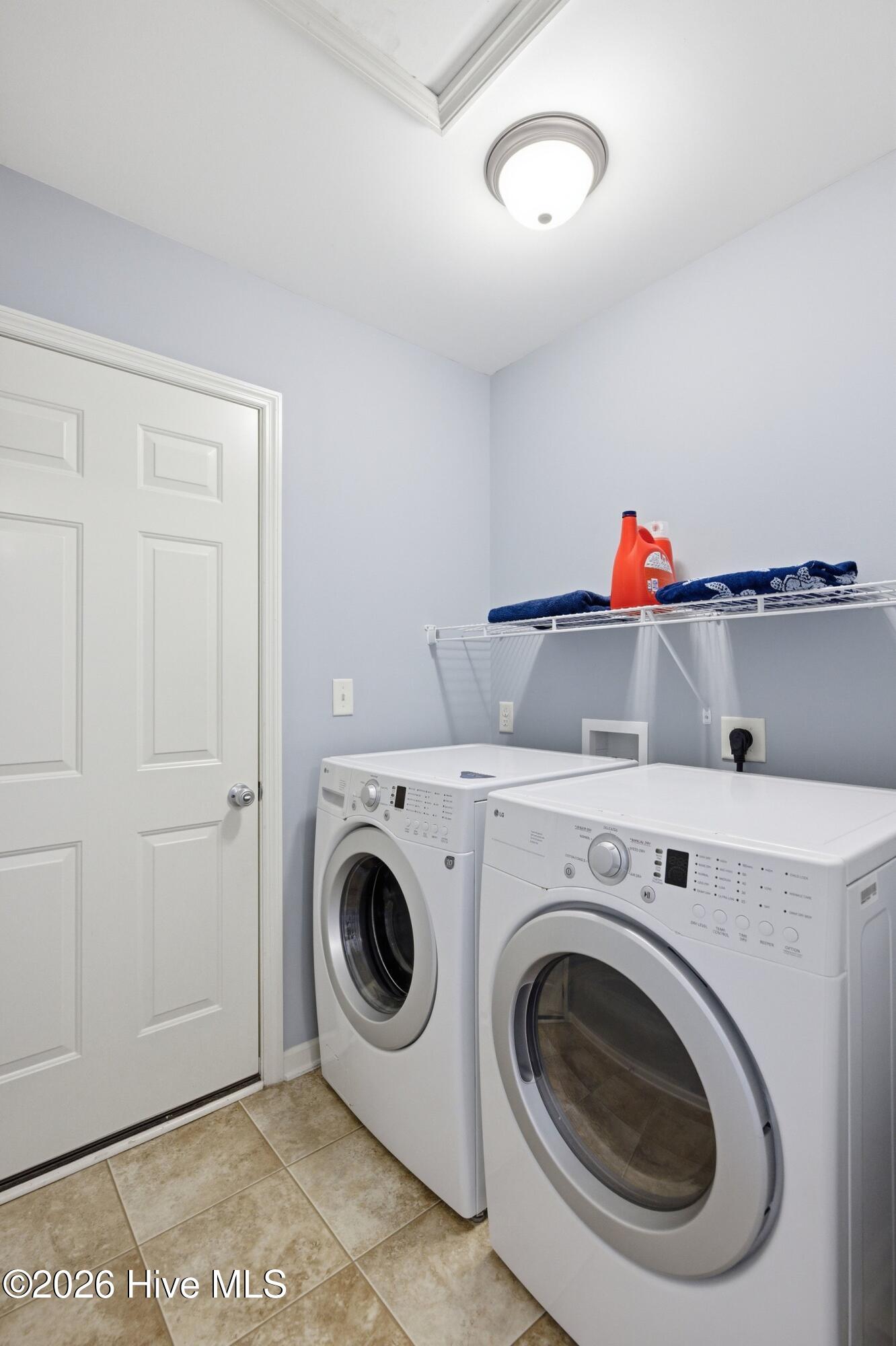 100563197 | Photo 23