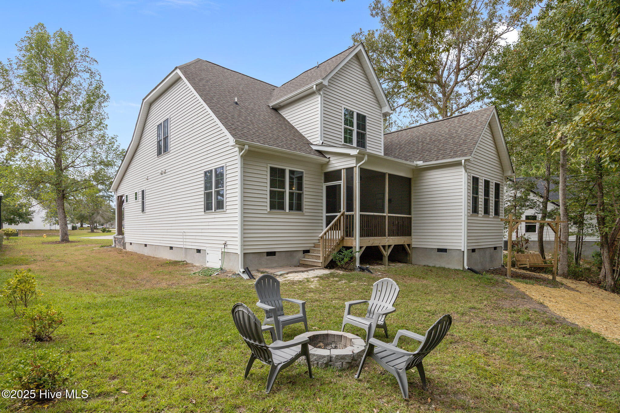 100535538 | Photo 35